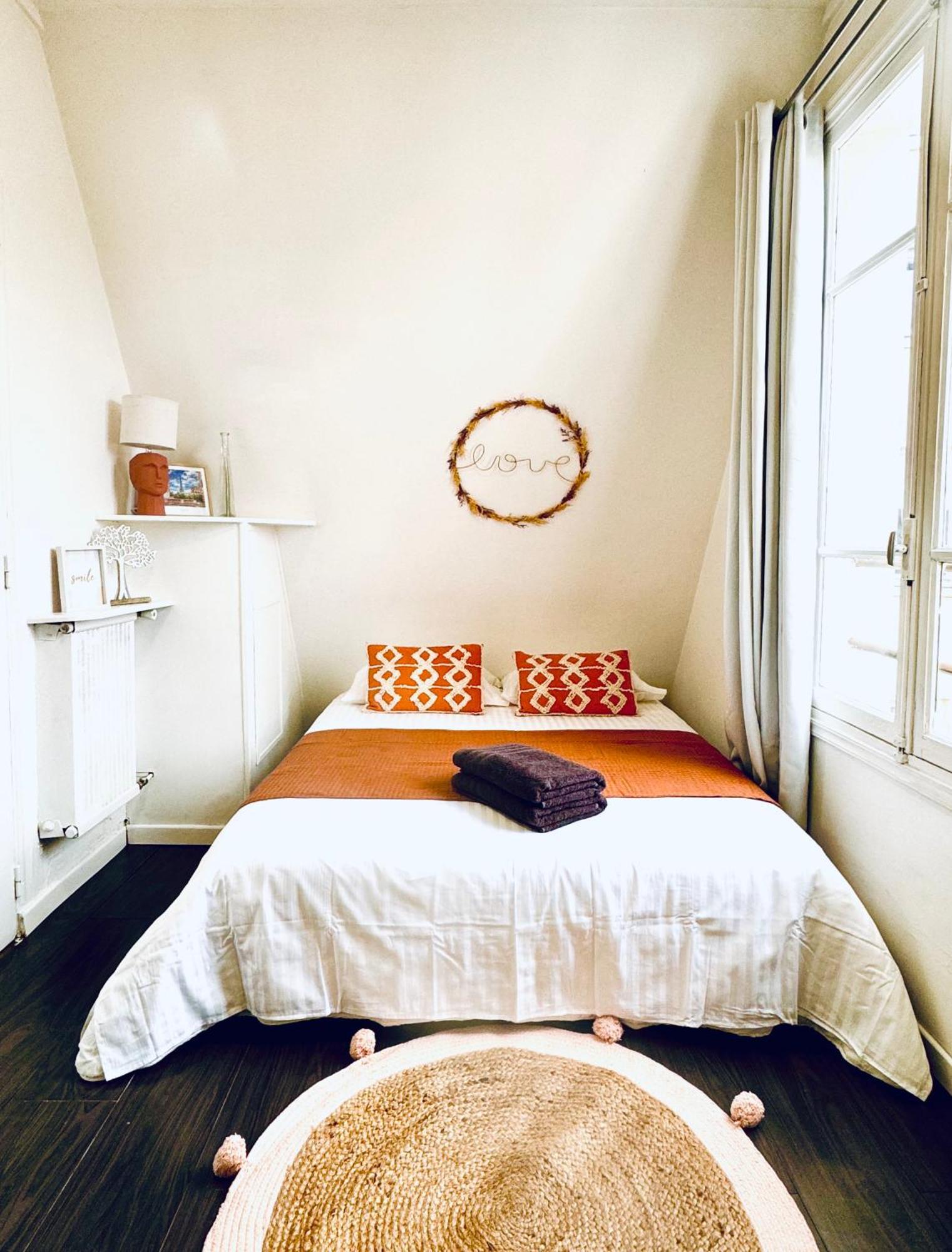Homestay Cosy Place Entre L'arc De Triomphe Et Les Champs-elysees