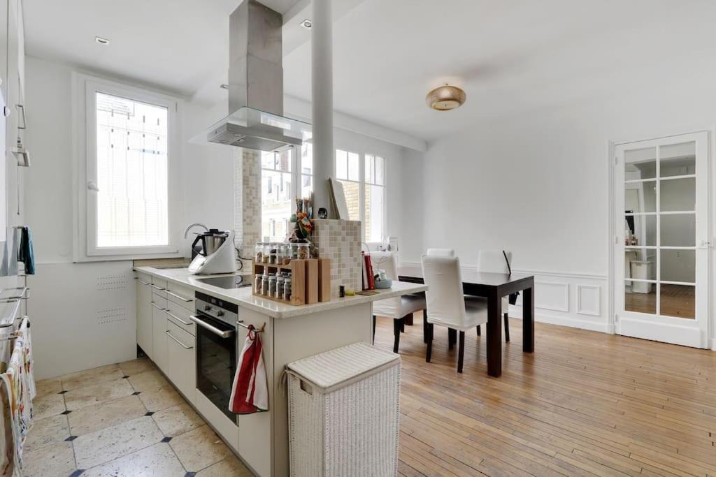 Bel 96m2 16eme Apartment *