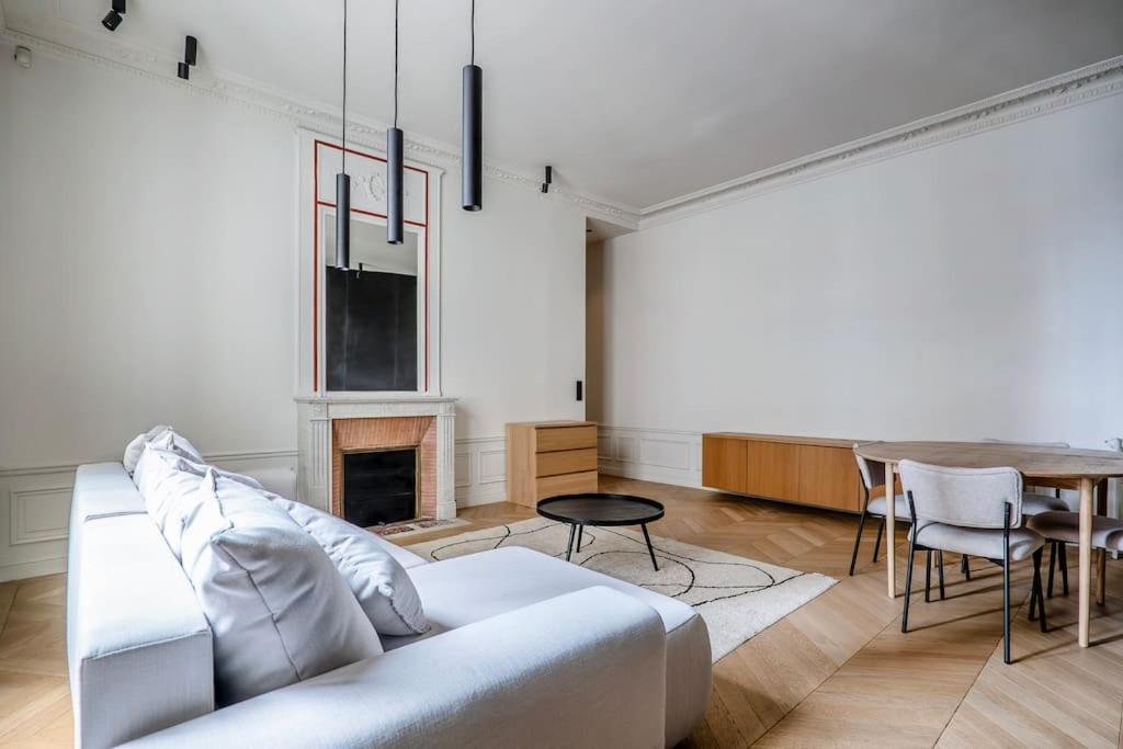 Appartamento Goodguest- Luxe Stade Tour Eiffel 2bdr