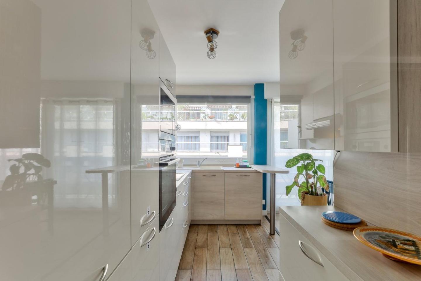 Moderne T2 Avec Balcon Proche Du Bois De Vincennes *