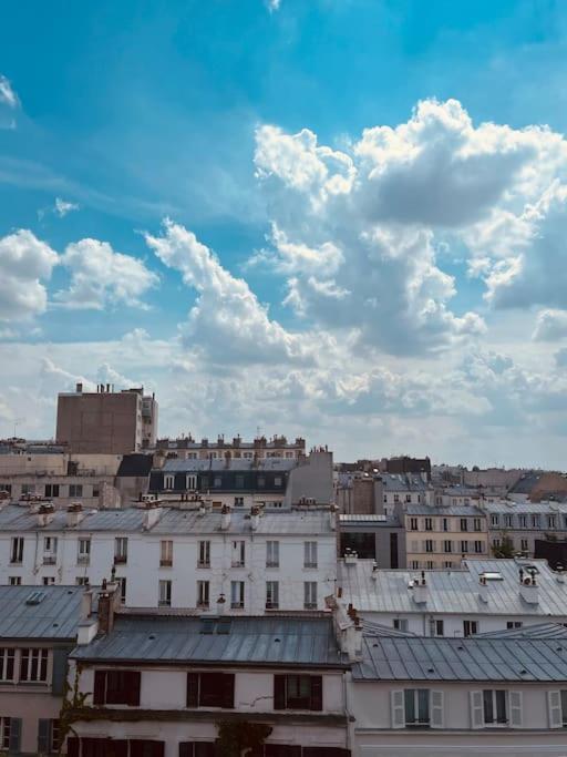 Appartamento With Terrace And View Of Sacre Coeur Parigi