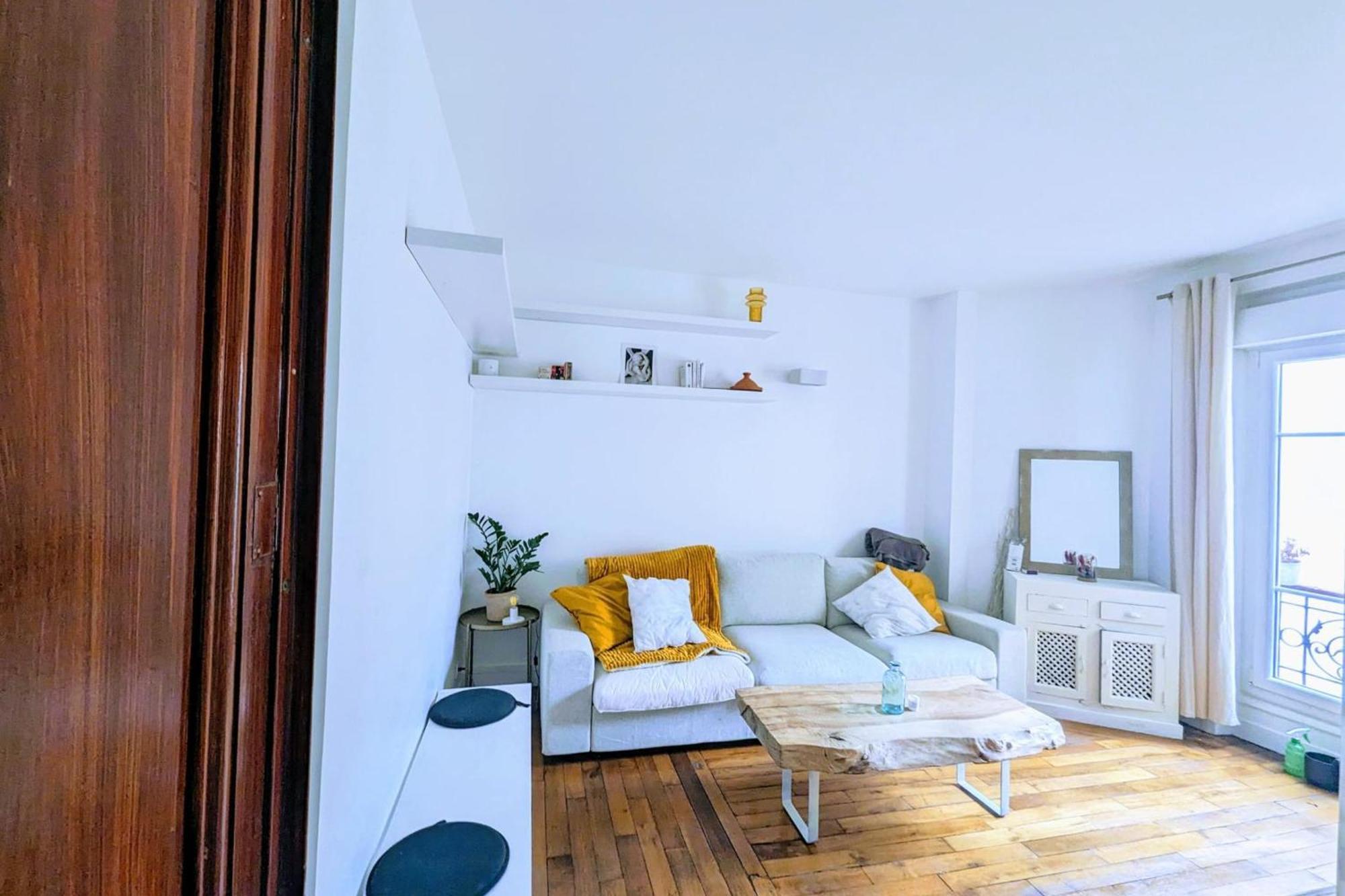 Bright And Peaceful Nest Near Montmartre Parigi
