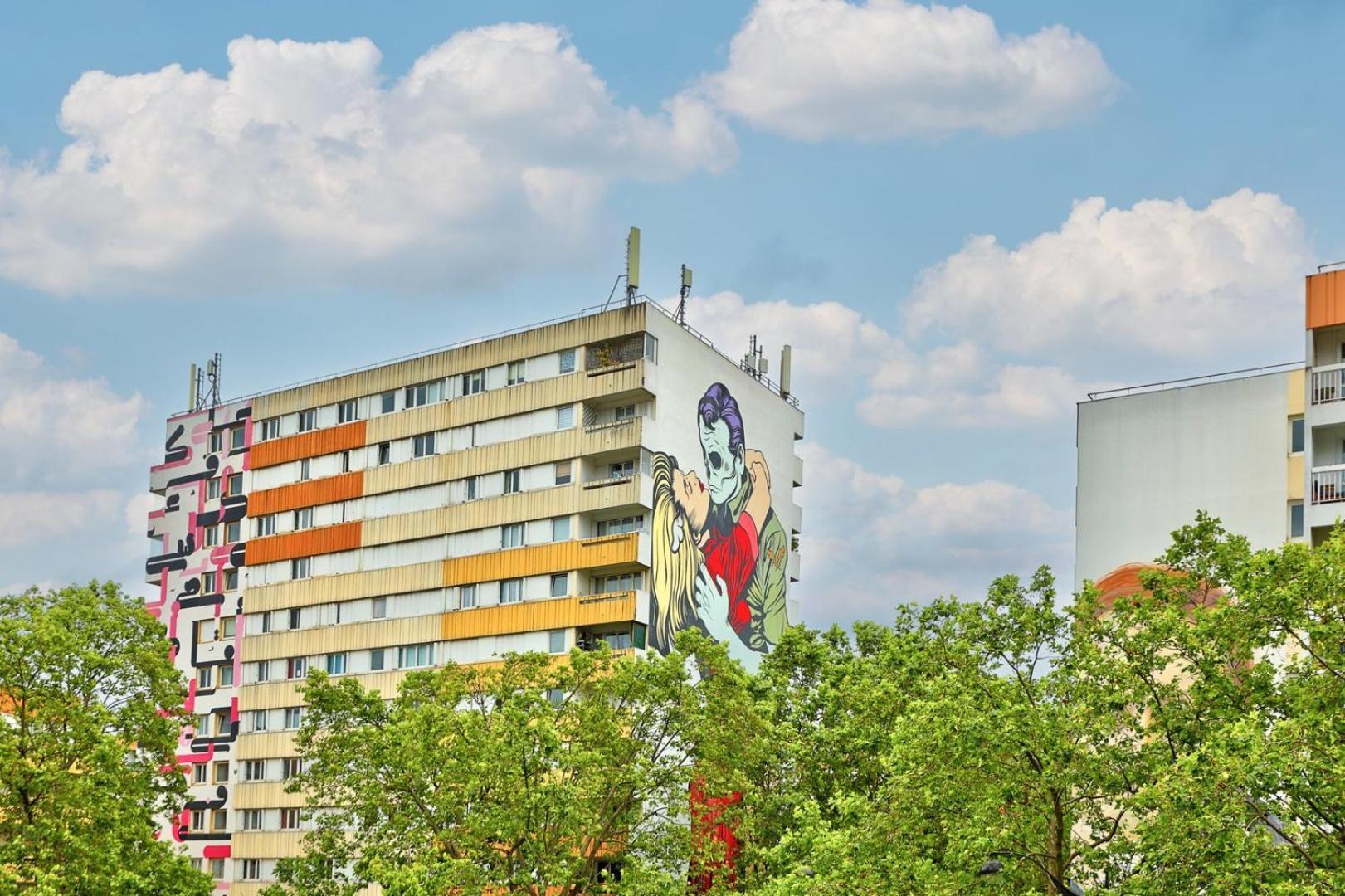 405 Pinel - Superbe A * Paris