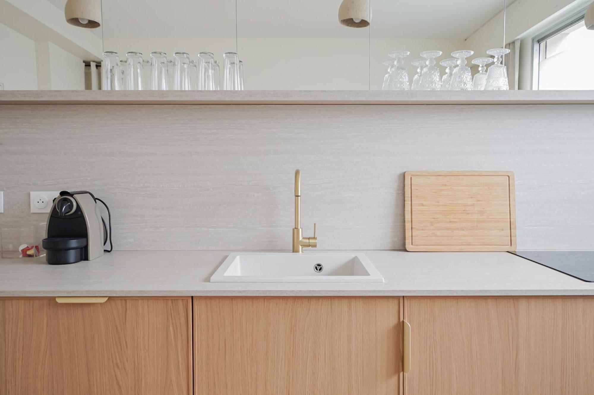 Moderne Et Chic Proche Tour Eiffel Appartamento *