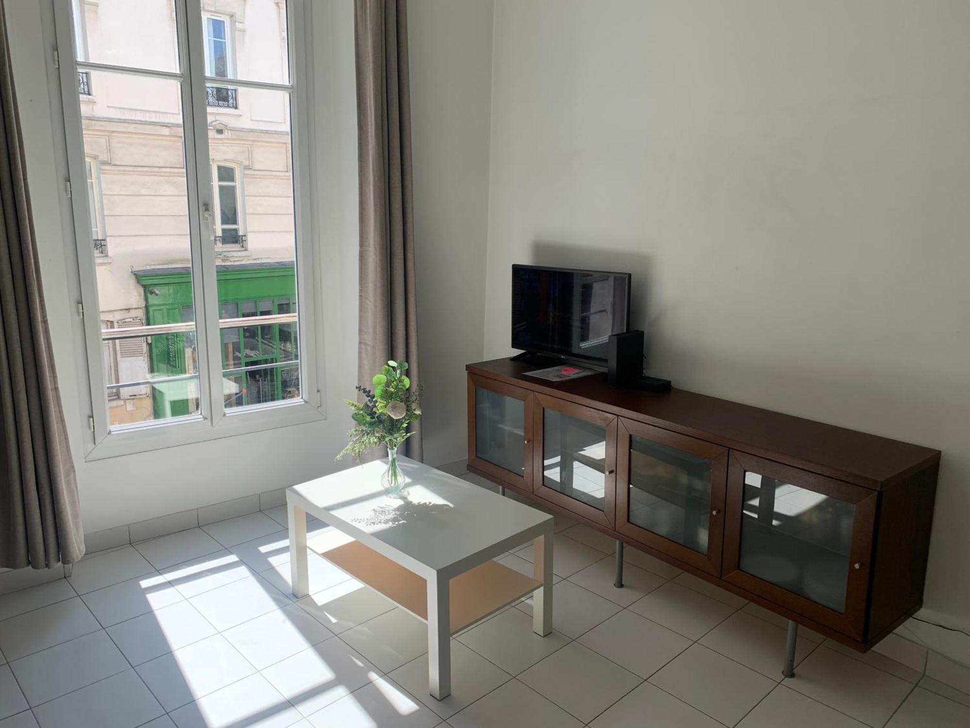 Apartment Charming Center - Maubert Mutualite Paris