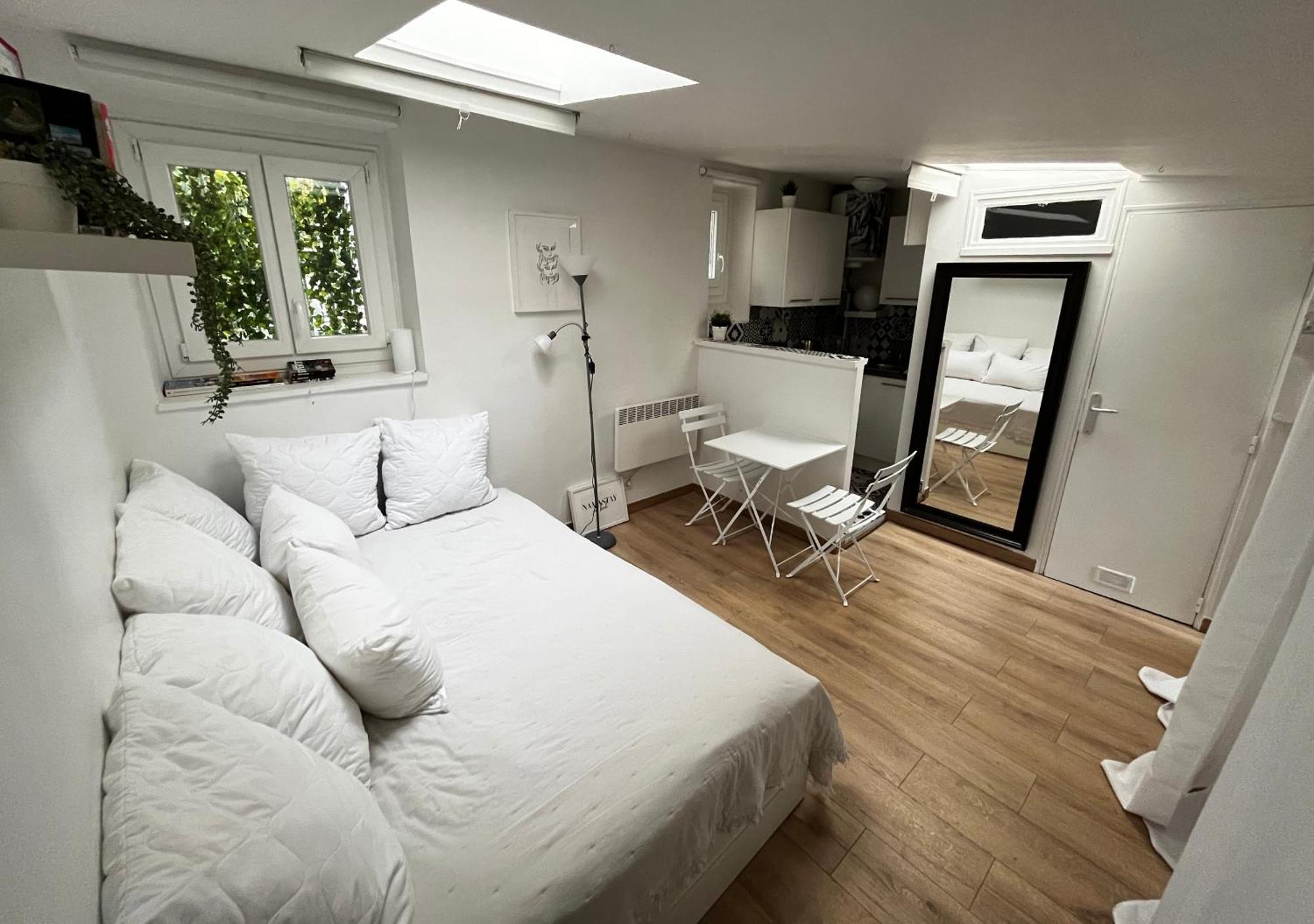 Apartment Nid Douillet Au Centre De - Proche Republique *