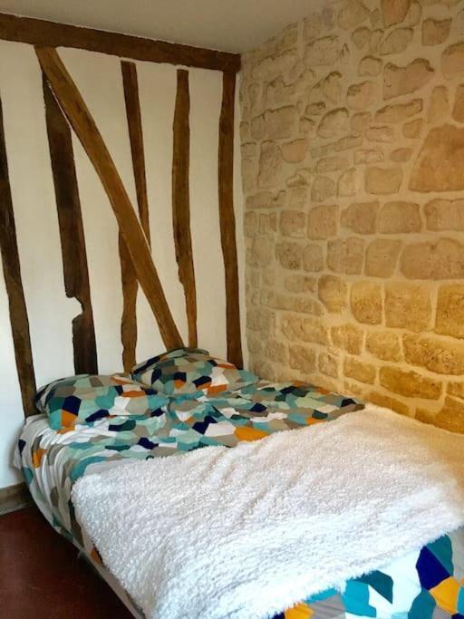 Beautiful Flat - Center Of Marais * Parigi