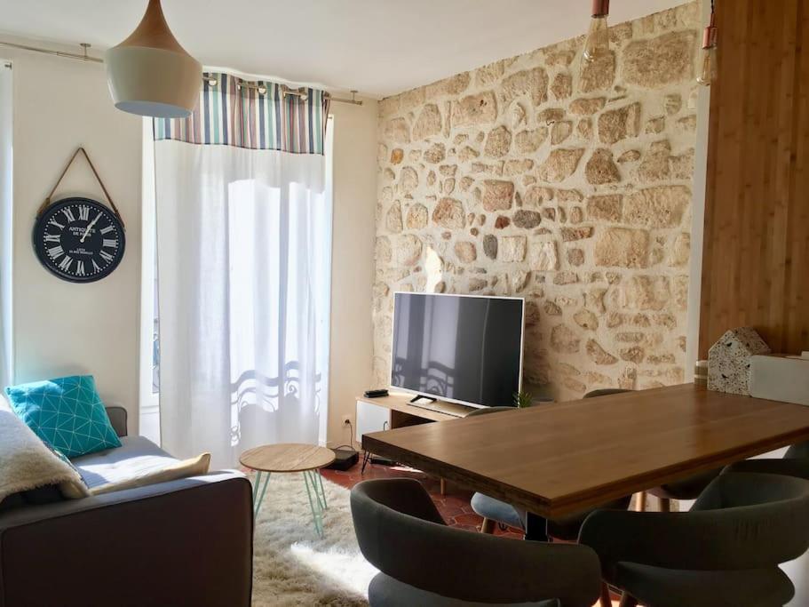 Beautiful Flat - Center Of Marais * Parigi