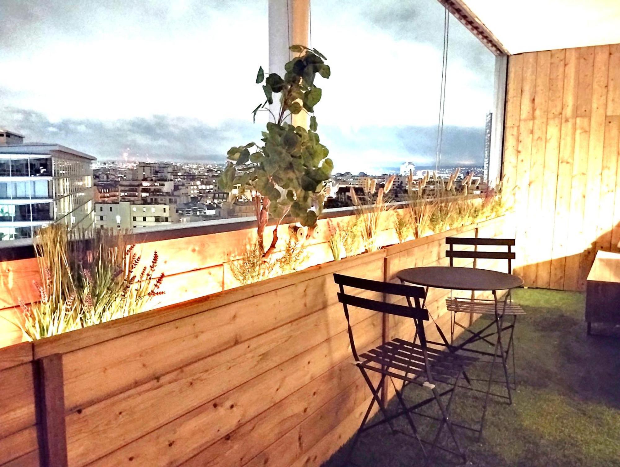 Appartamento Large 55 M² ,view & Terrace