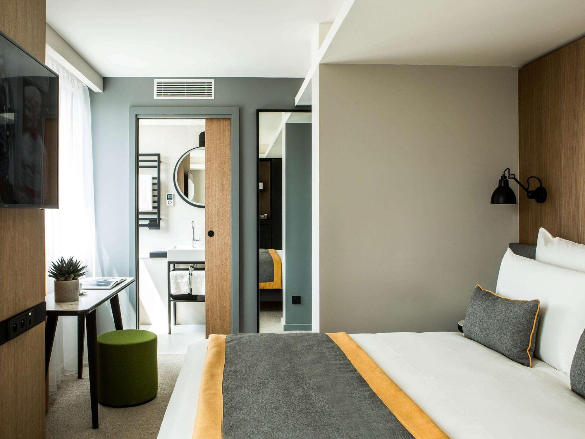 Mercure 17 Batignolles 4*