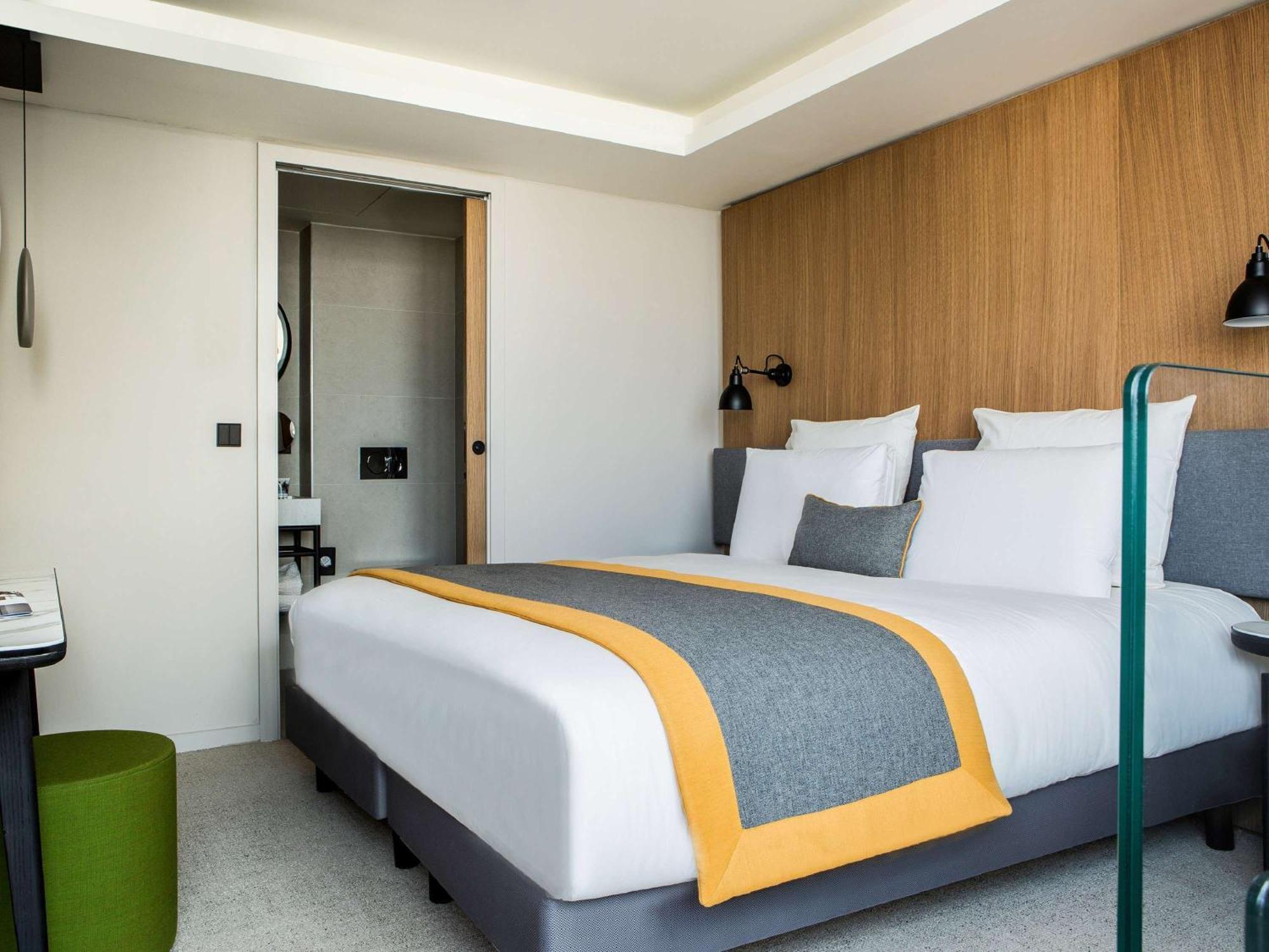 Mercure 17 Batignolles 4* Parigi