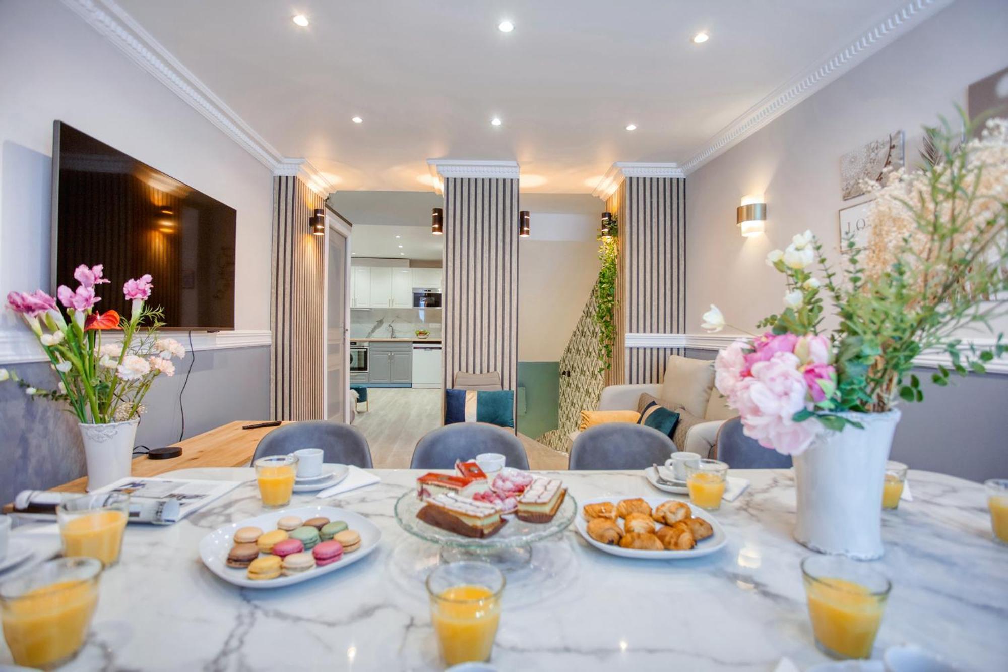Appartamento Elegant Triplex In - Ideal For 10 - Aircon Parigi