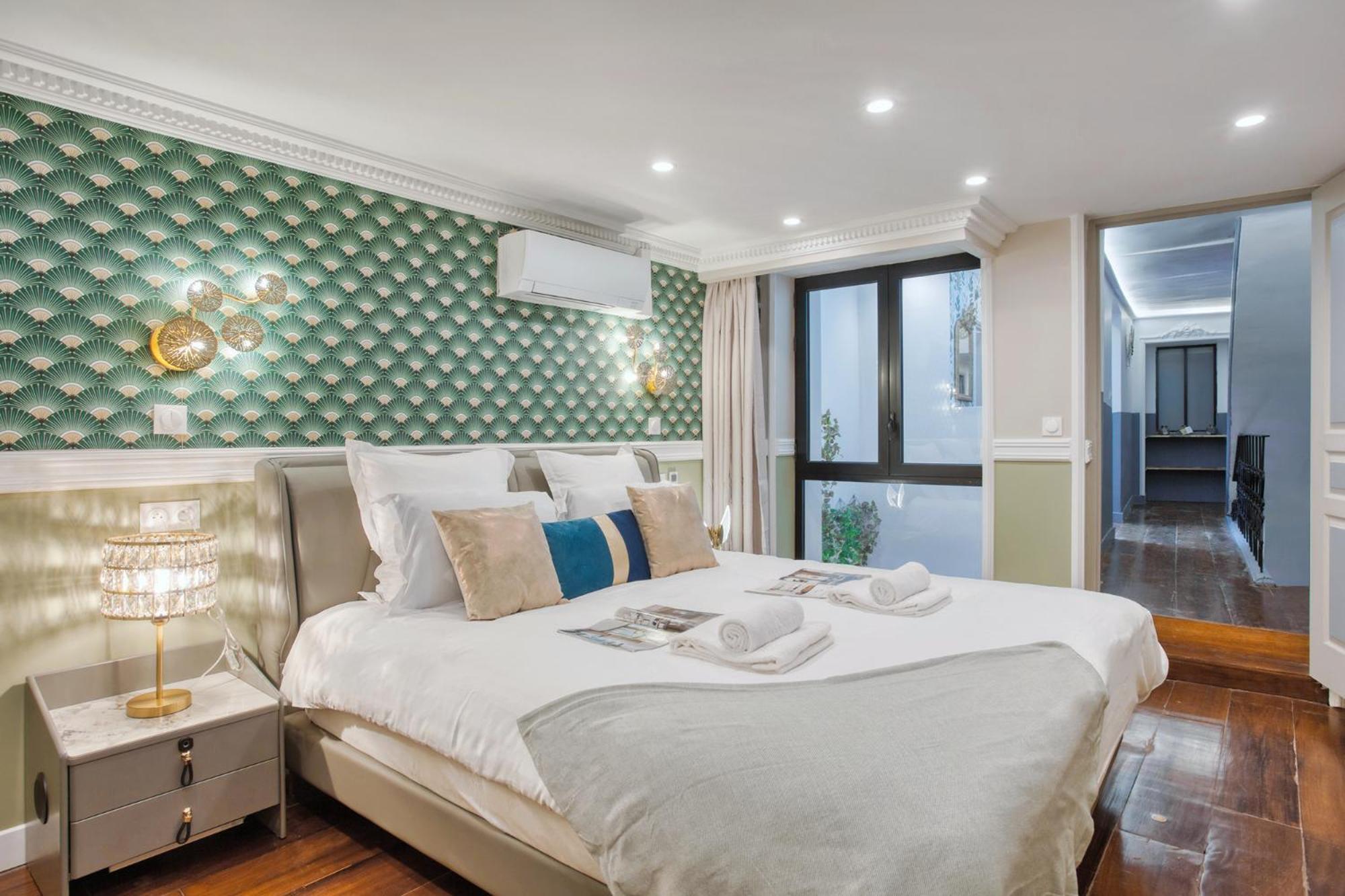 Elegant Triplex In - Ideal For 10 - Aircon Appartamento Parigi