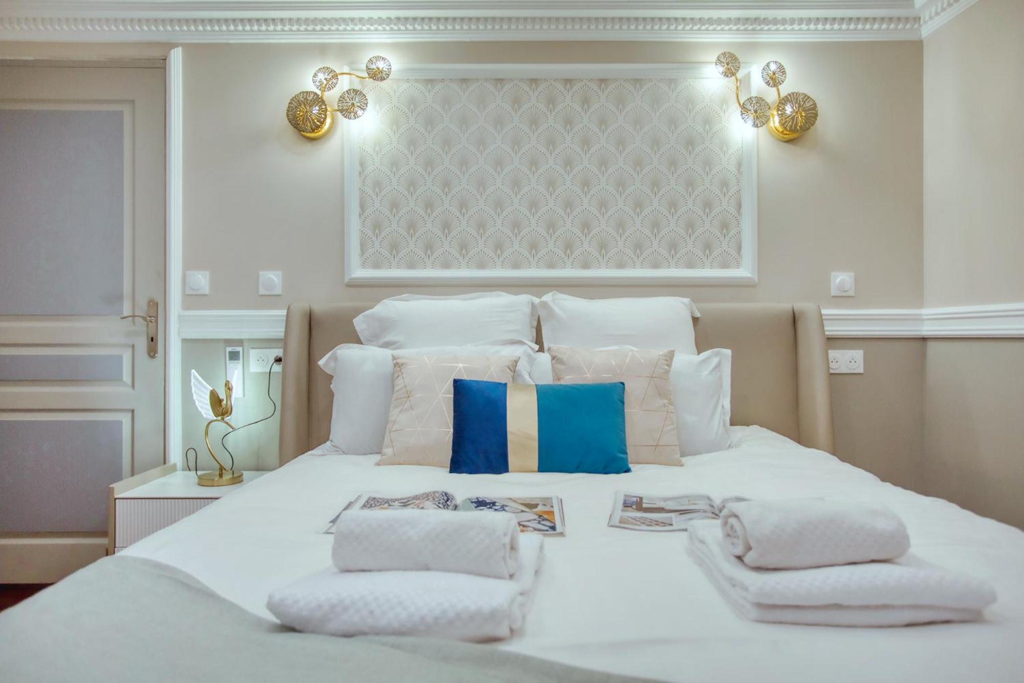 Elegant Triplex In - Ideal For 10 - Aircon Appartamento