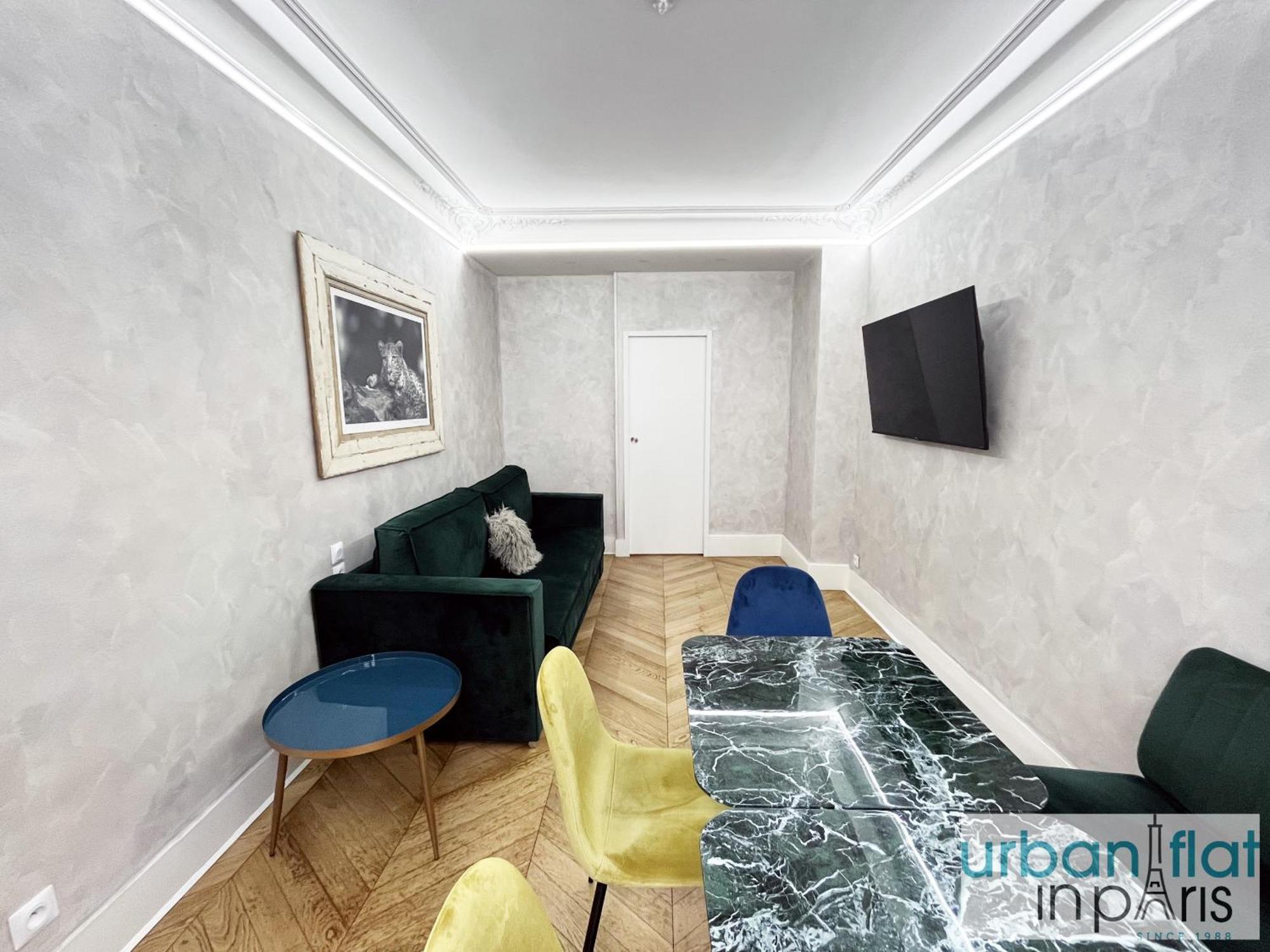 Urban Flat 180 - Au Coeur Du Marais Parigi