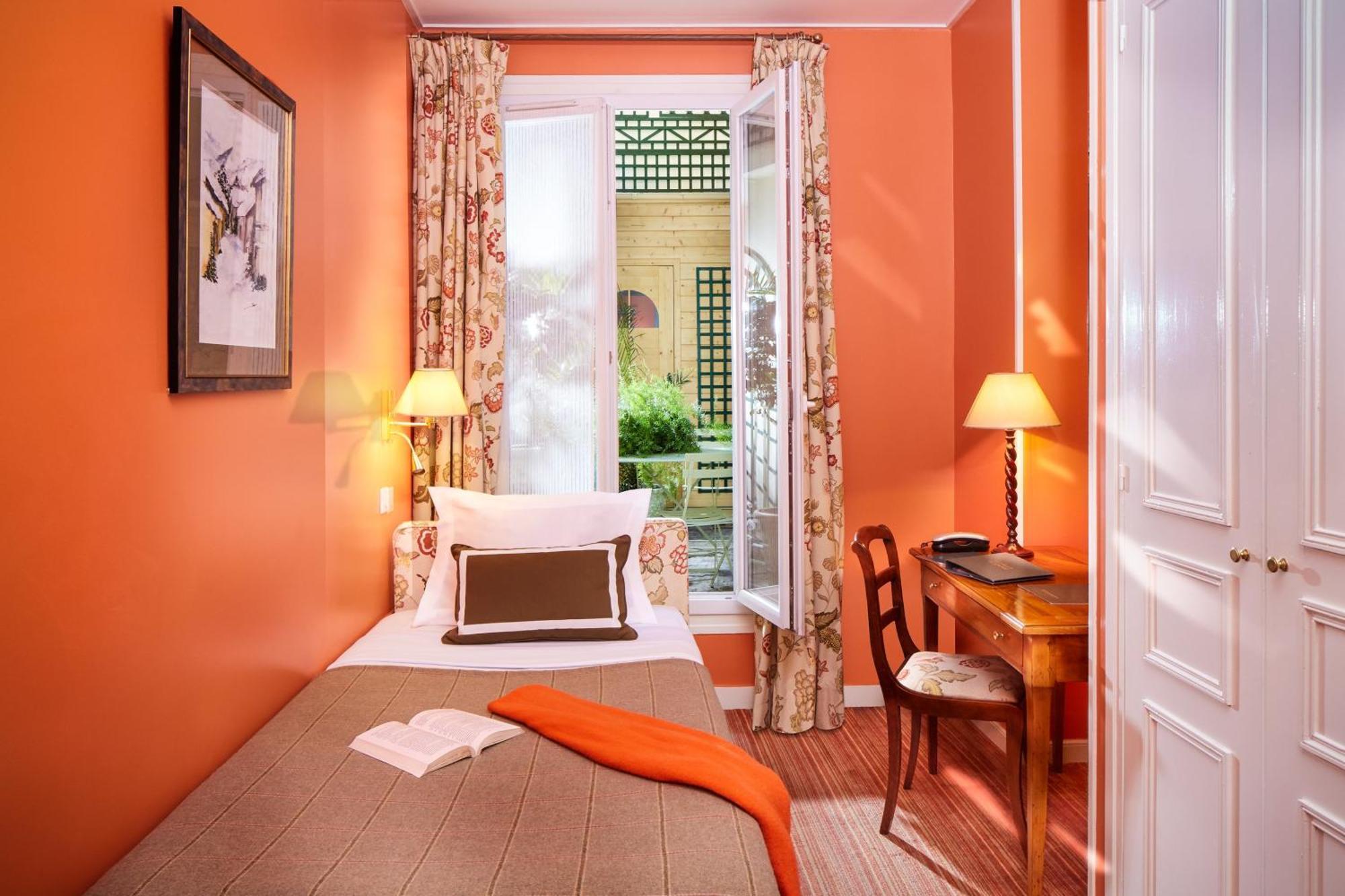 Hotel Relais Du Louvre Parigi