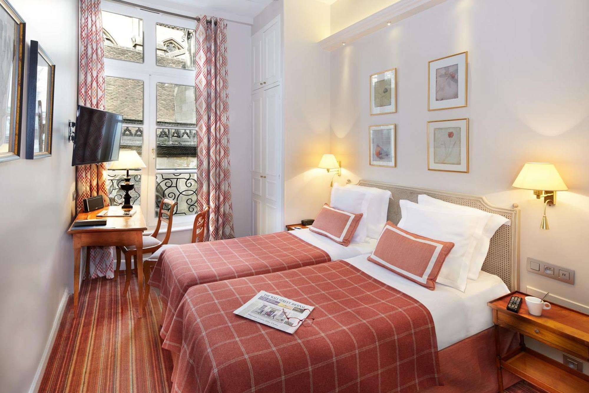 Hotel Relais Du Louvre Parigi