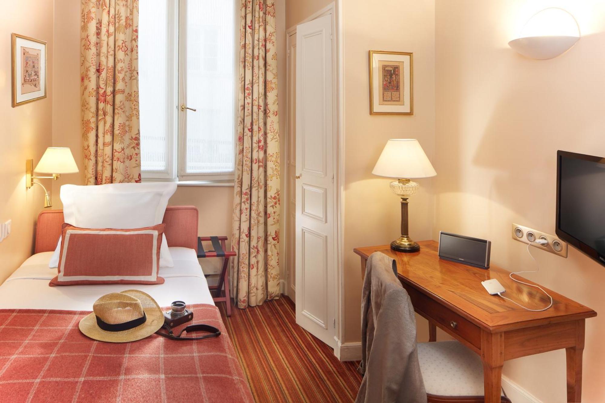 Relais Du Louvre 4* Parigi