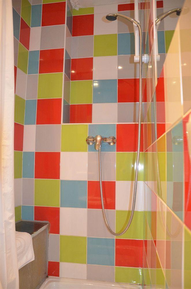 Bonne Nouvelle Hotel 3*