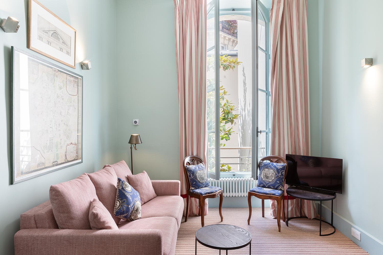 Pick A Flat's In Saint-germain Des Pres - Rue Paul Louis Courier Apartment *