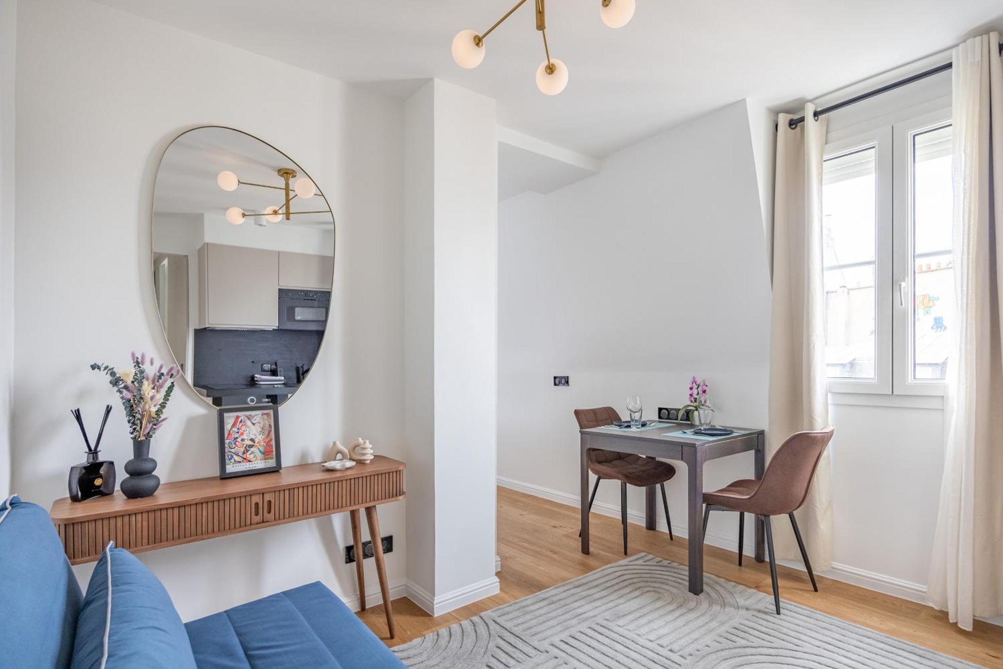 Luxurious Flat In The Center Parigi
