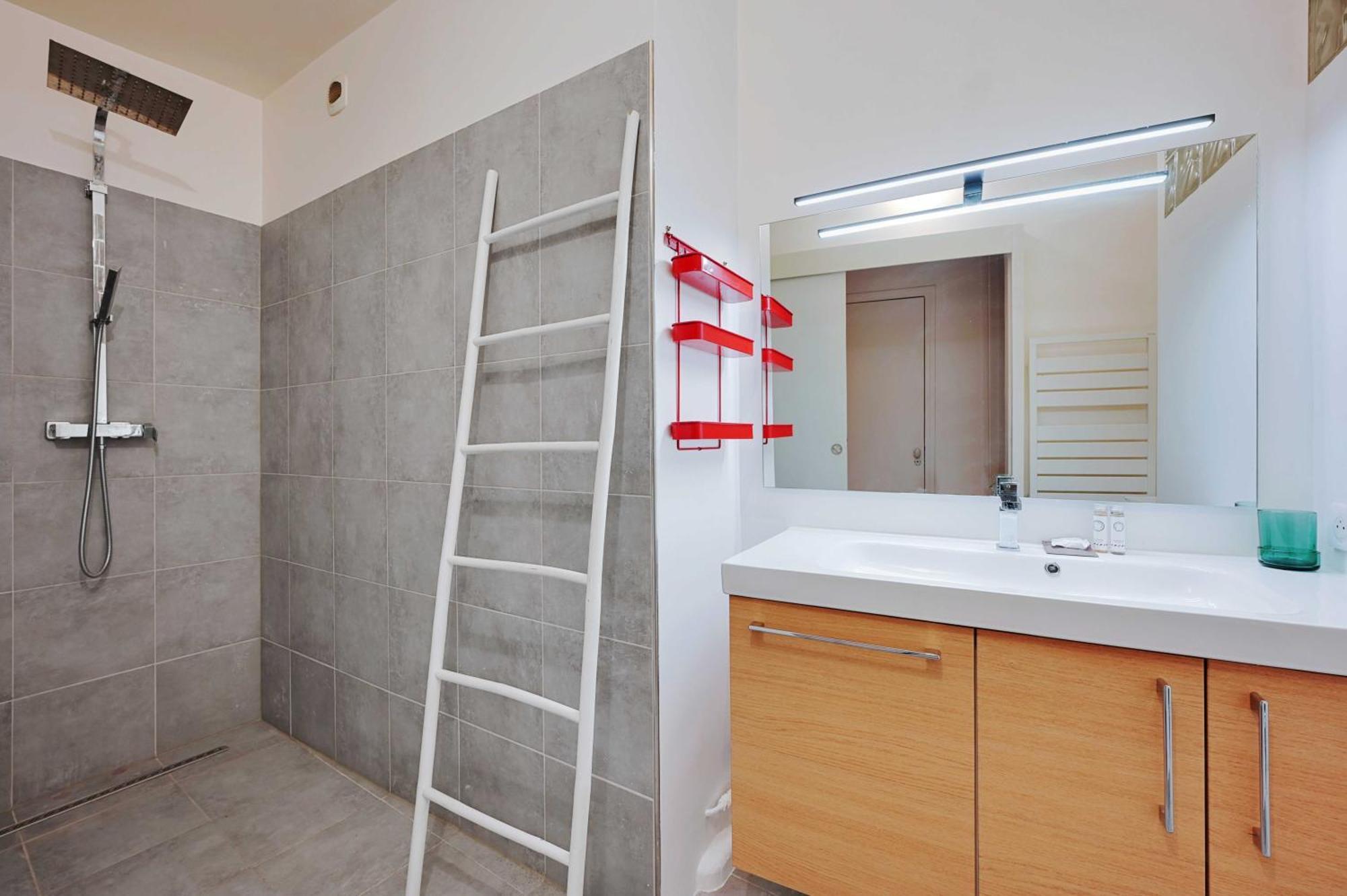 Chic - 2br-6p - Center Of Appartamento