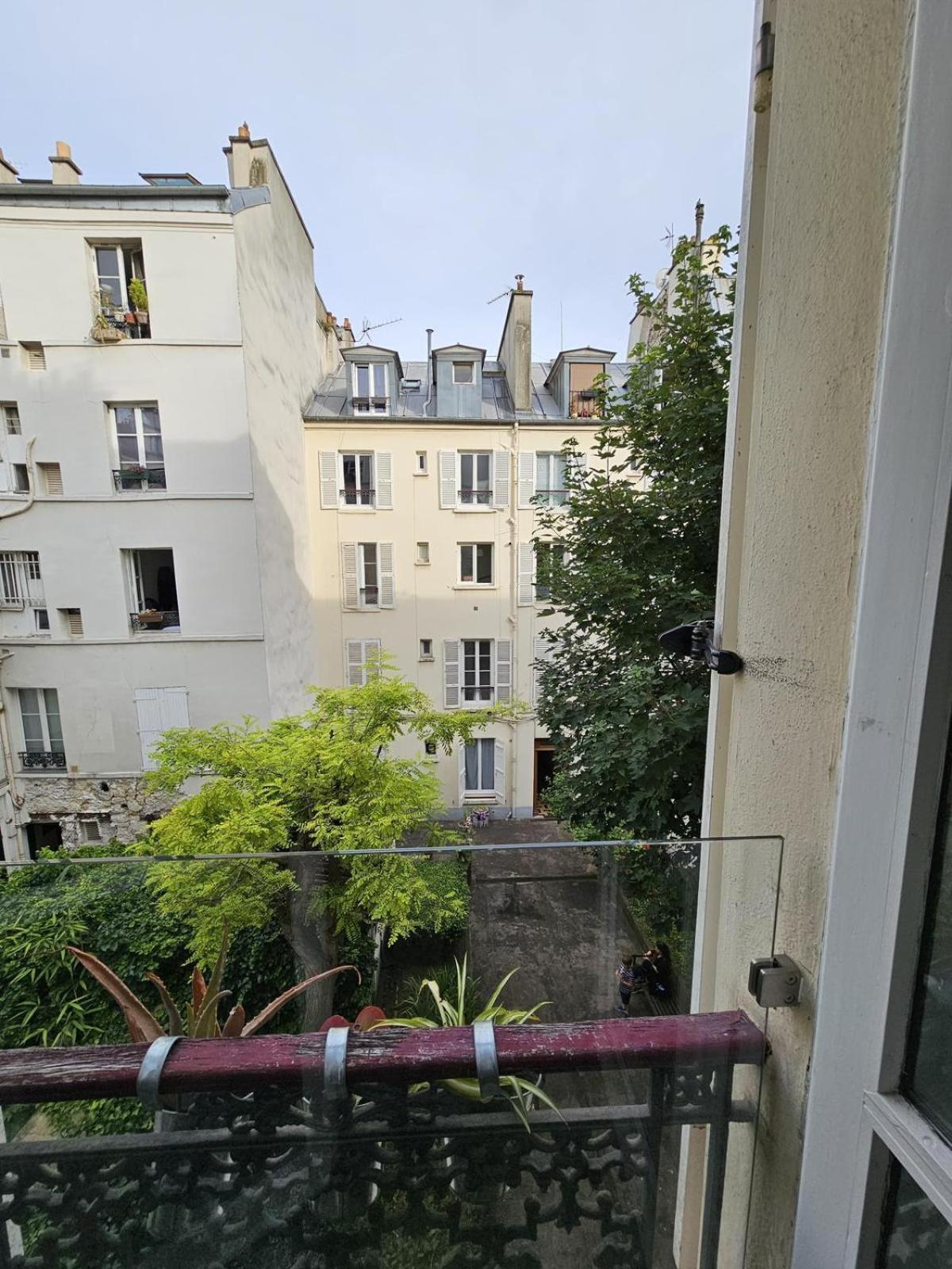 Joli Havre De Paix En Plein Batignolles * Parigi