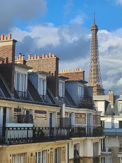 Elegant Eiffel Tower View Flat Appartamento *