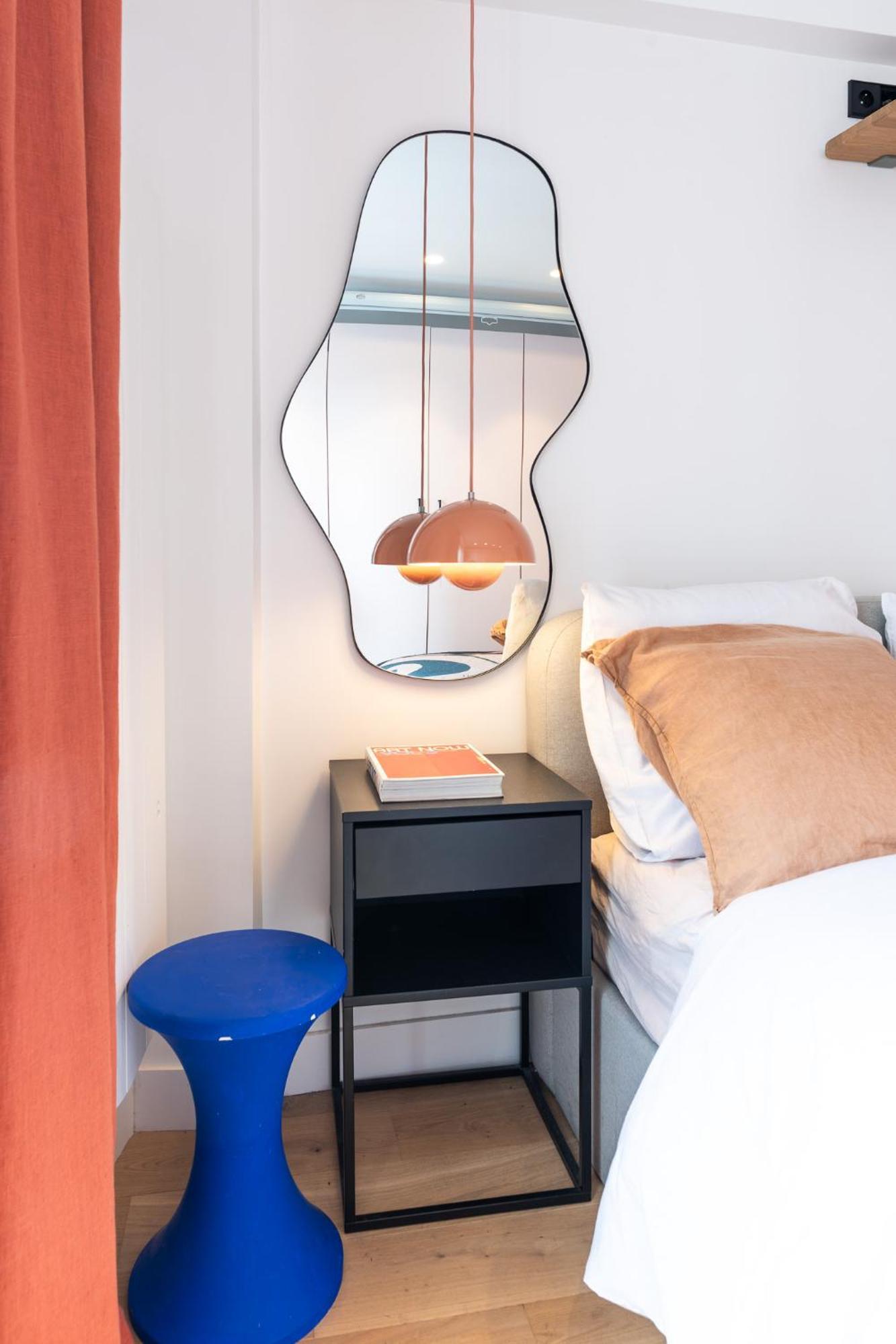 Charming - Montmartre - 4 Guests Apartment *