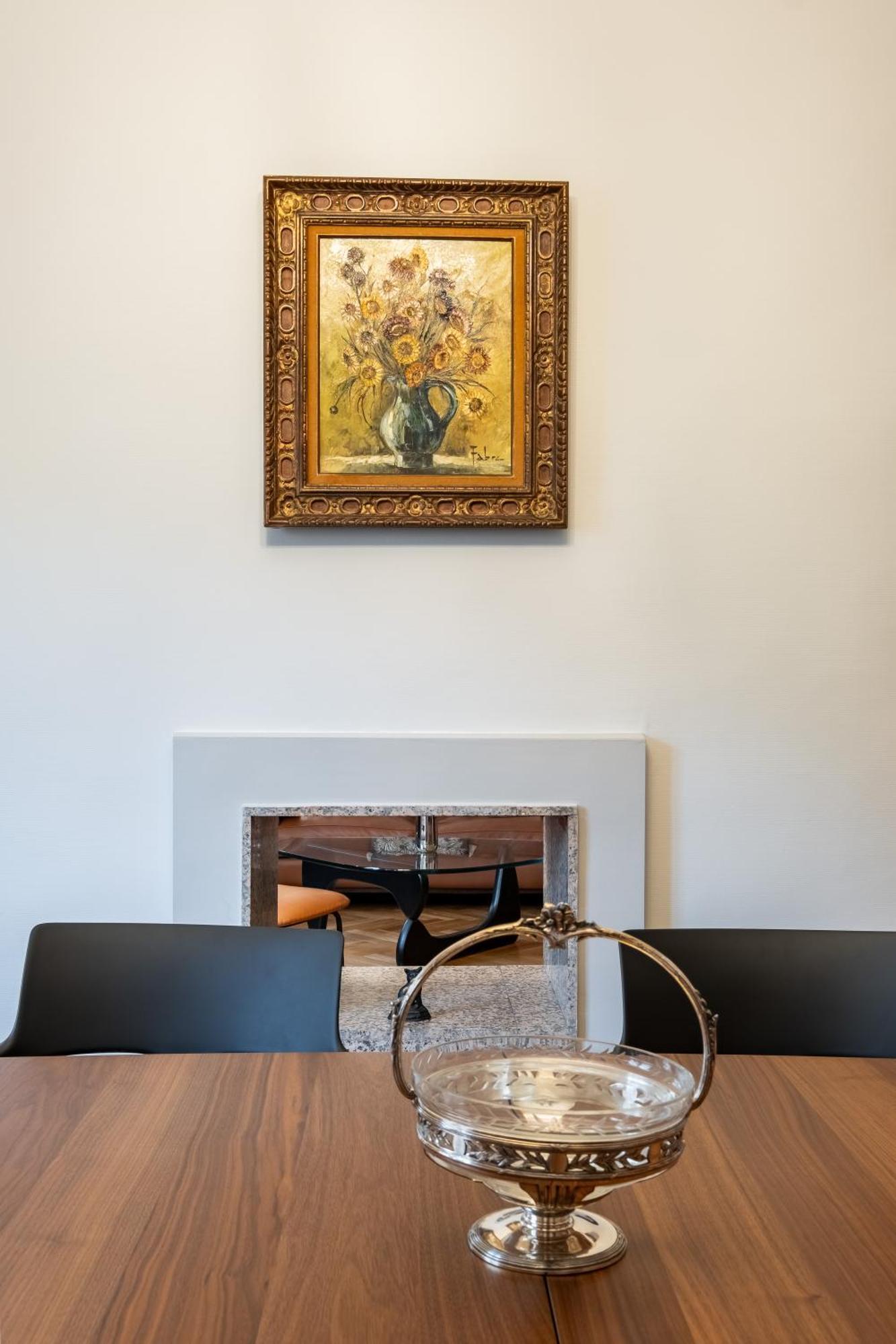 Veeve - Triumphant Design Parigi