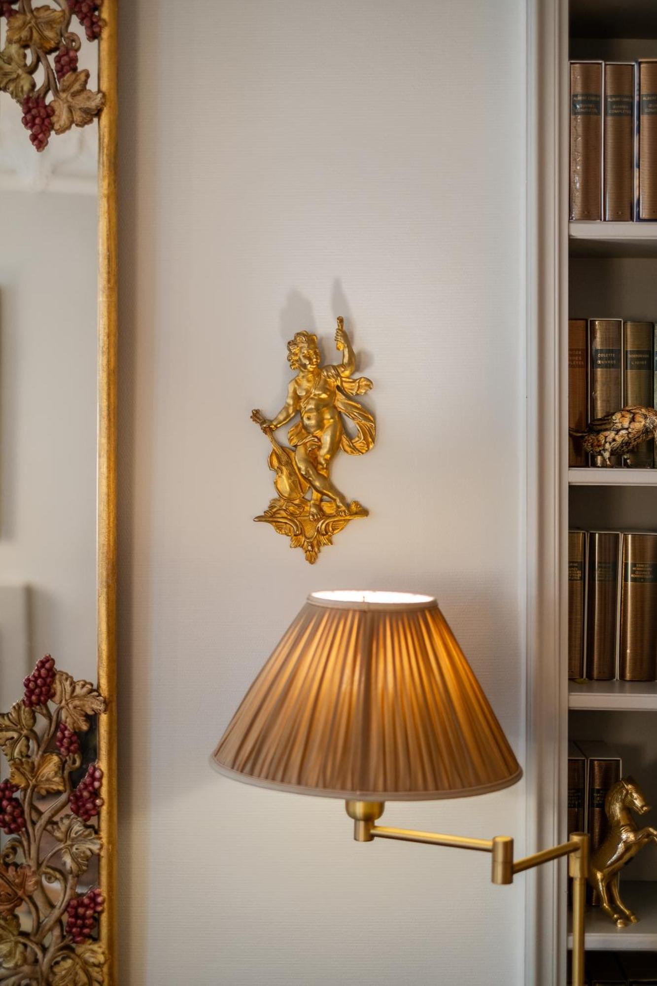 Veeve - Triumphant Design Parigi
