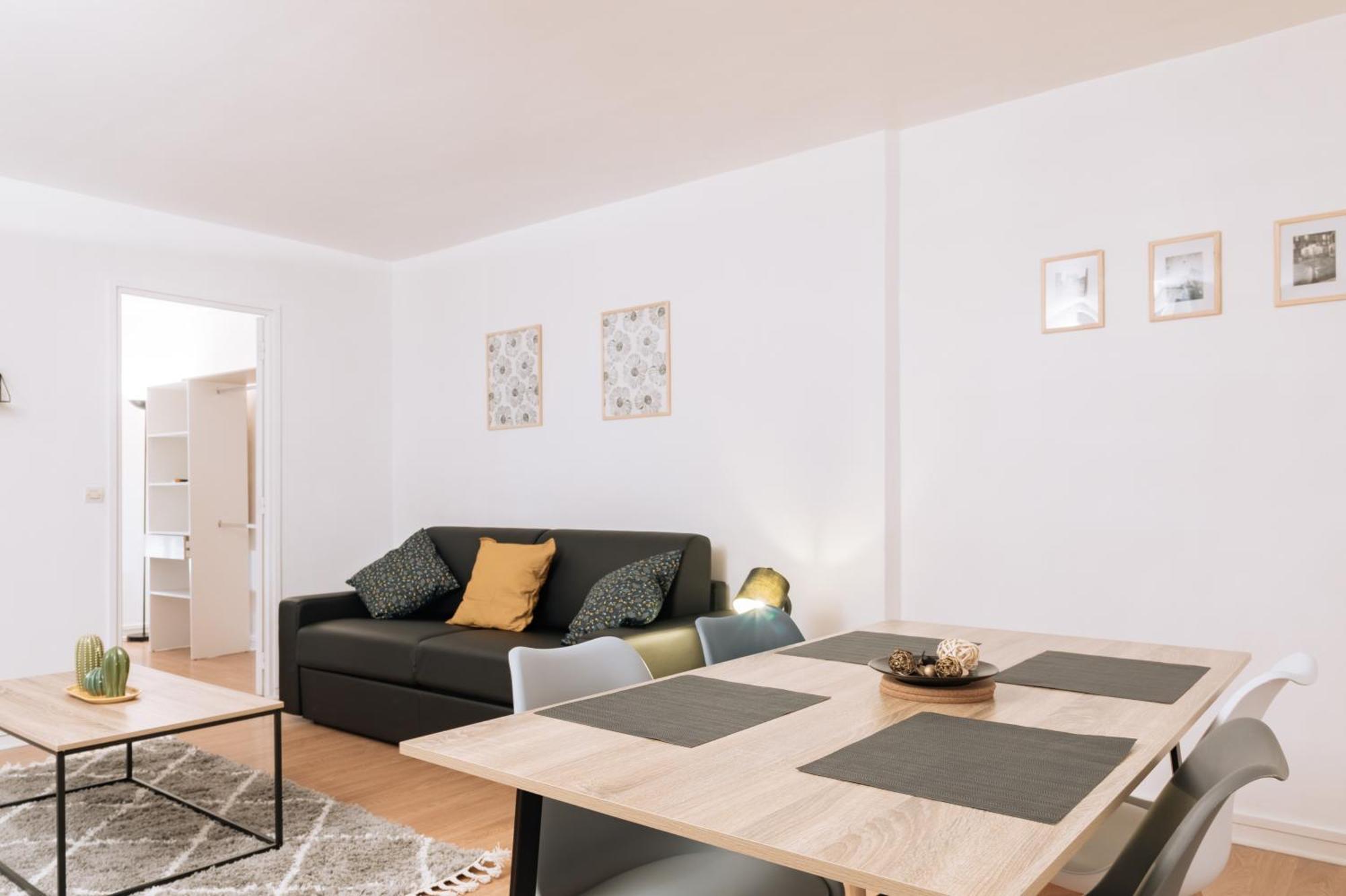 Appartamento Contemporary 1bd Saint Lazare! Parigi