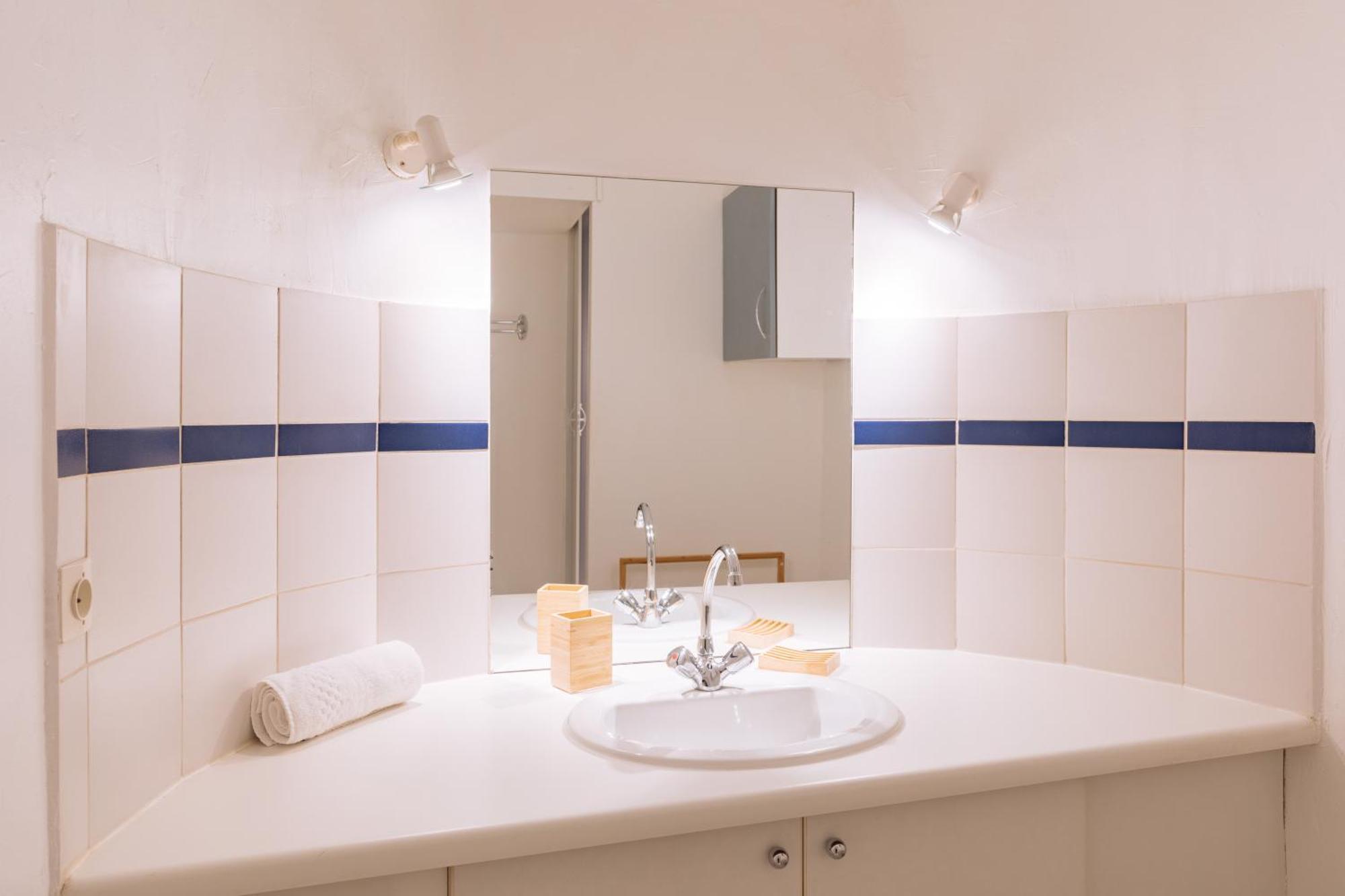 Contemporary 1bd Saint Lazare! Parigi