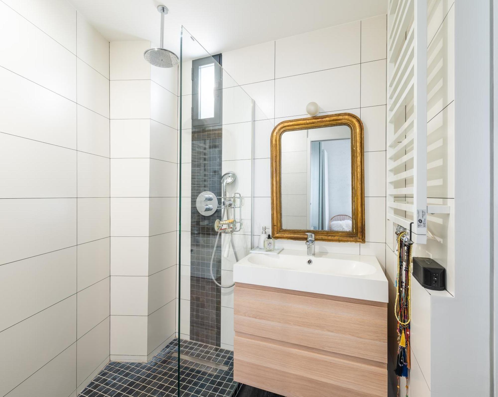 Spacious And Elegant 3bd Apartmentrochechouart Appartamento
