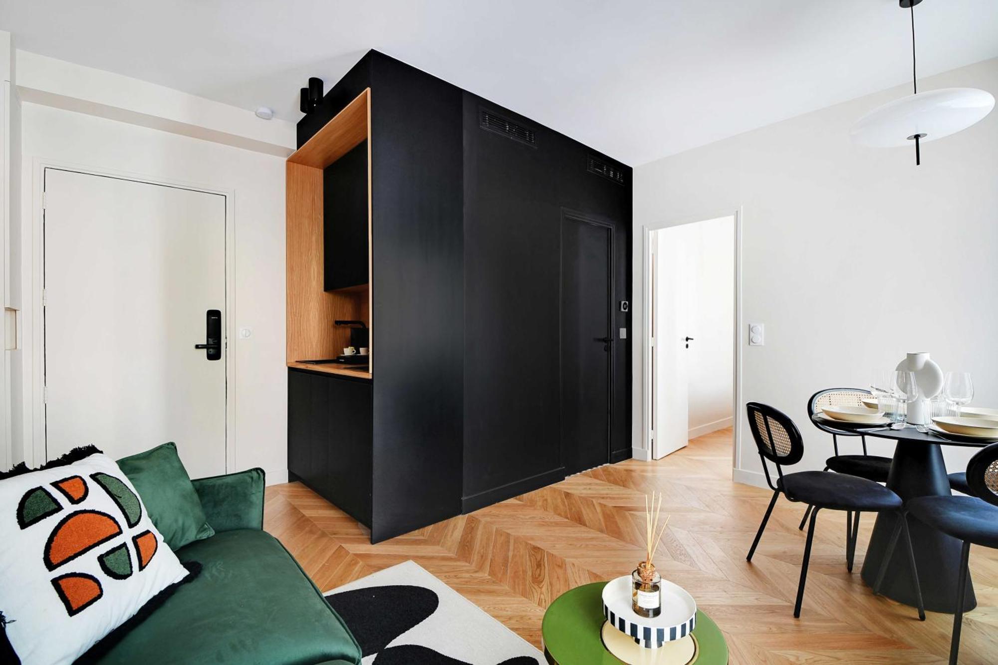Apartment Parisian With Air Conditioning Eiffel Tower Paris