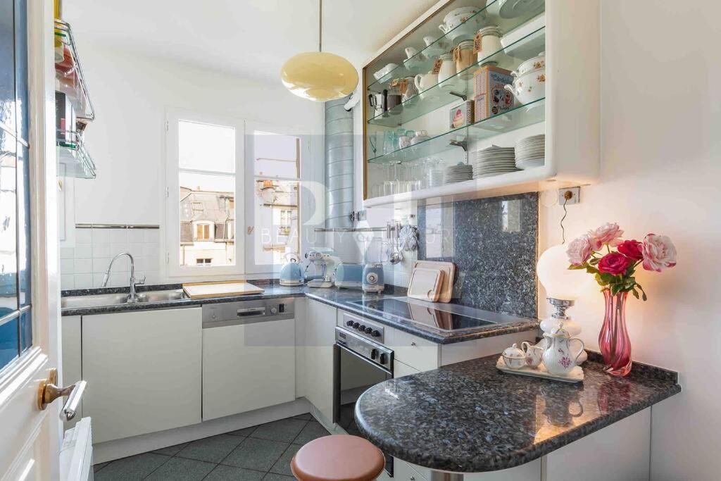 Dauphine Saint Germain 6th Arr 2bedrooms Apartment *