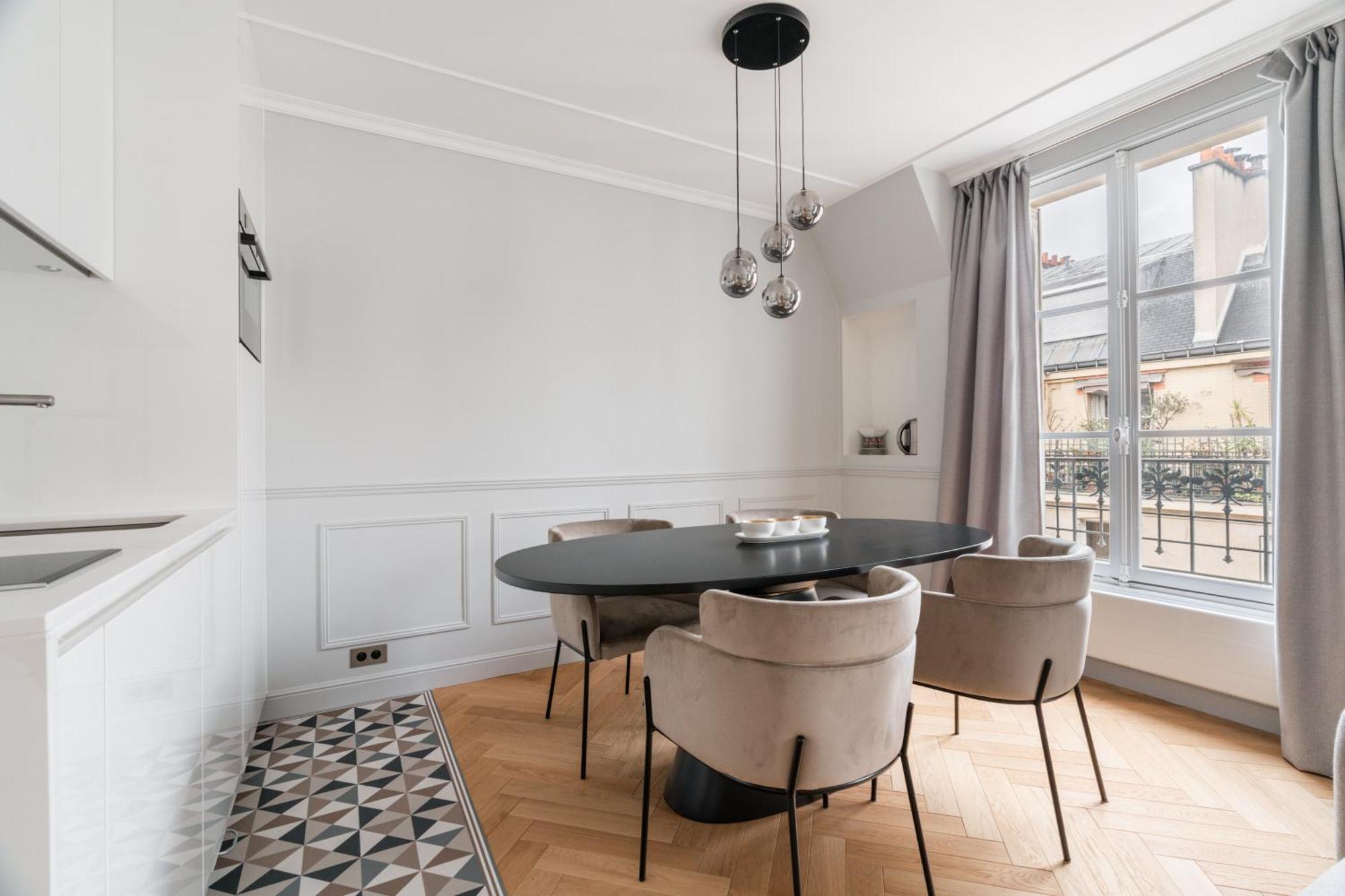 De Luxe Centre Parigi