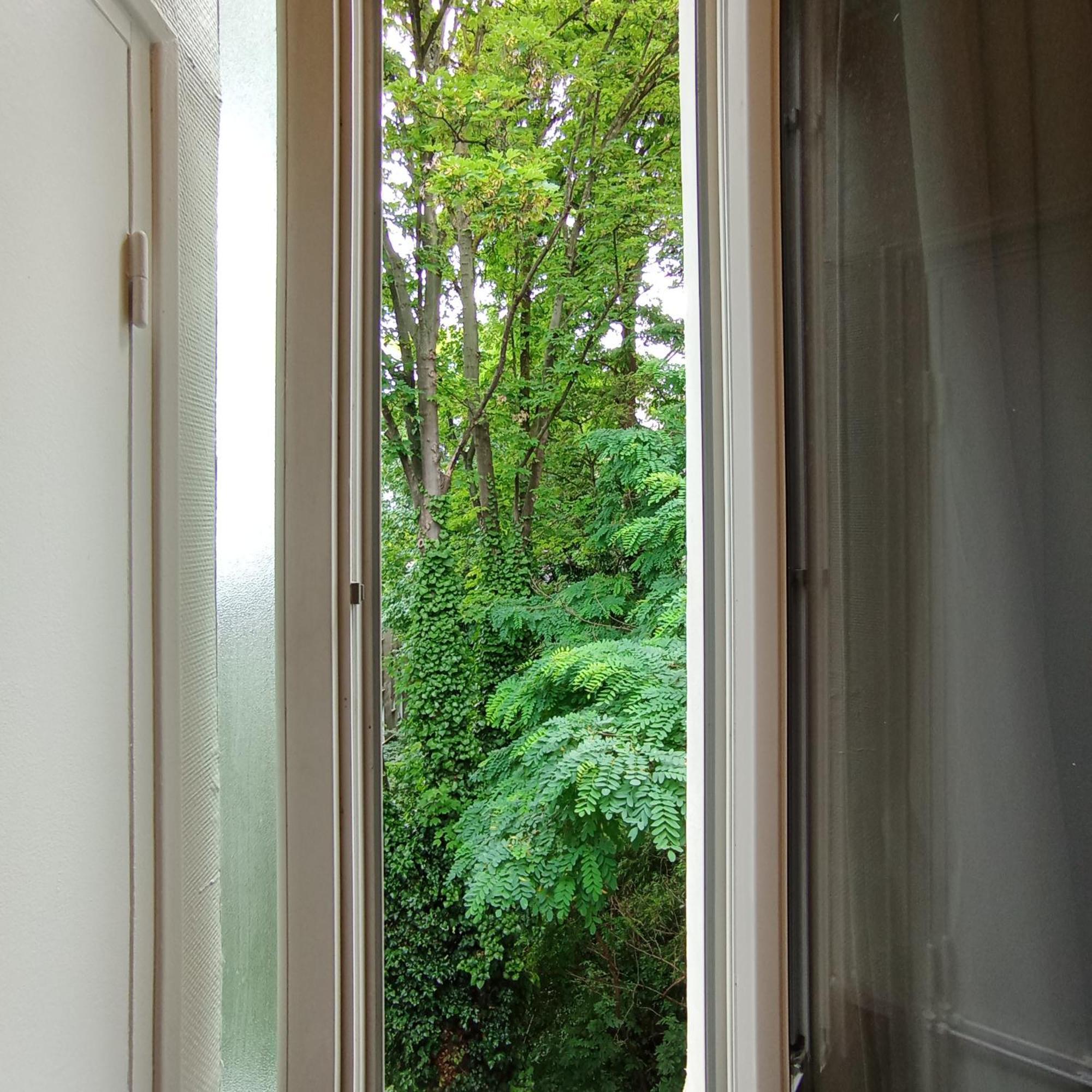 Ostello Caulaincourt Montmartre By Hiphophostels *