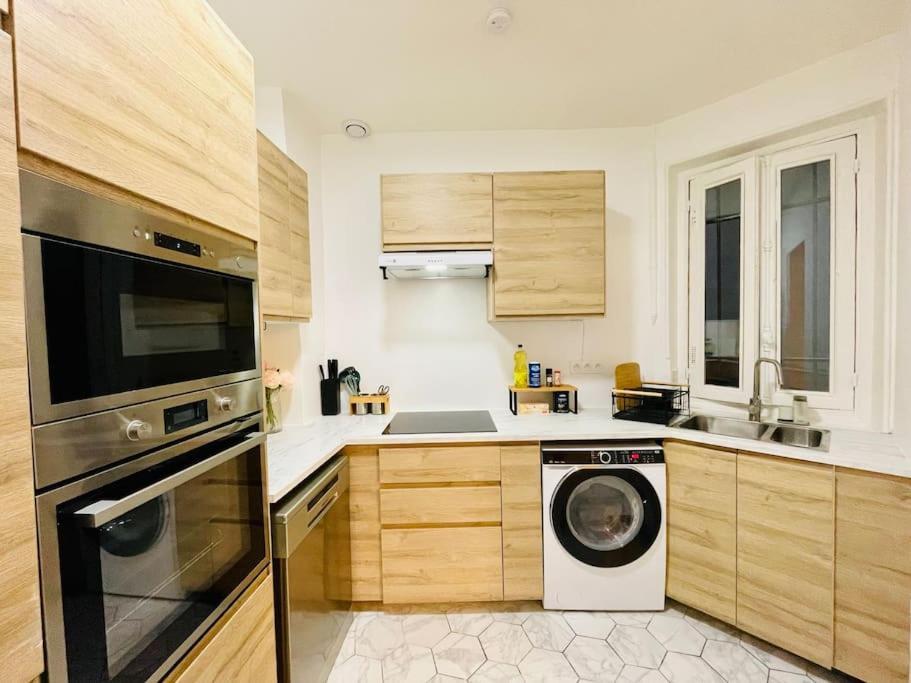 Appartamento De Luxe Juste A Cote Des Champs-elysees