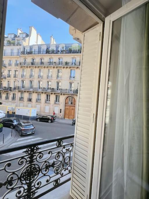 Appartamento De Luxe Juste A Cote Des Champs-elysees