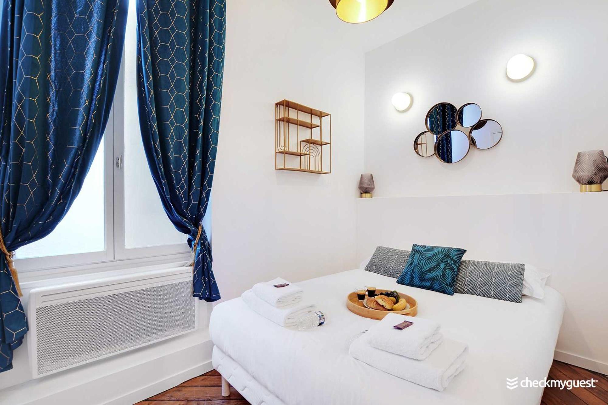 Chic Parisian Retreat Alexandre Dumas 2c