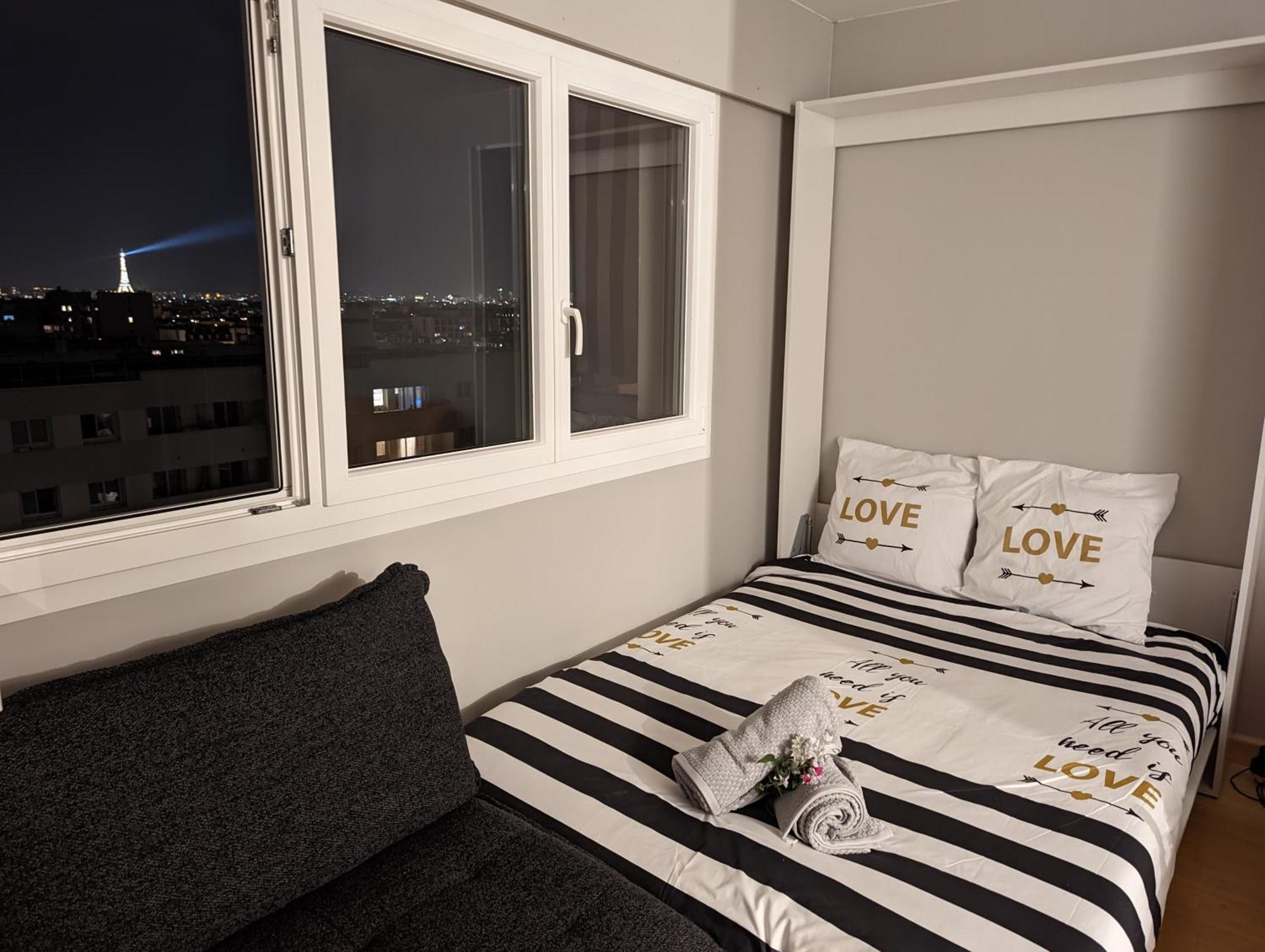 Apartment Charming With Eiffel View Paris