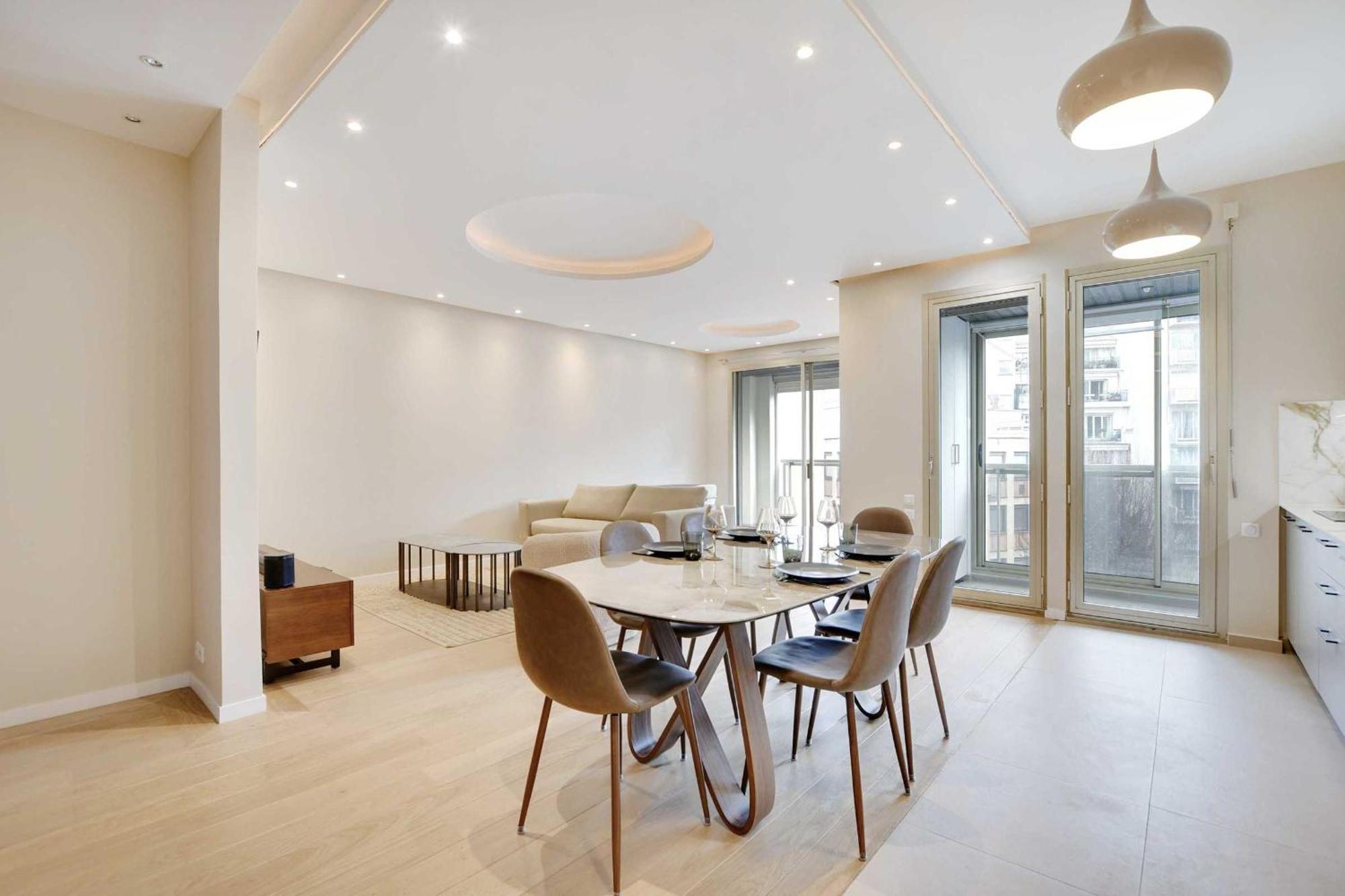 Apartment Modern Elegance A Stone's Throw From The Arc De Triomphe