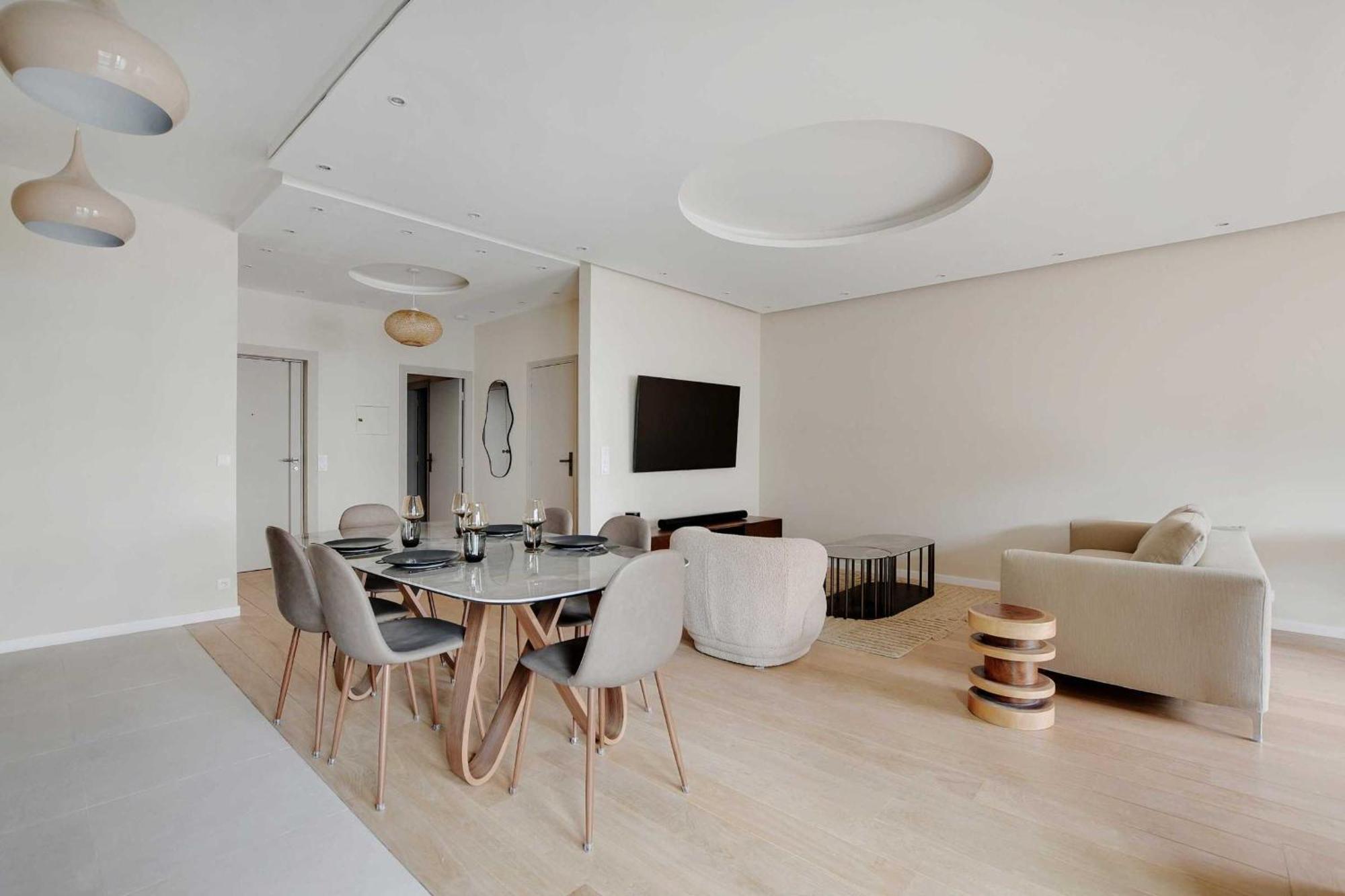 Apartment Modern Elegance A Stone's Throw From The Arc De Triomphe Paris
