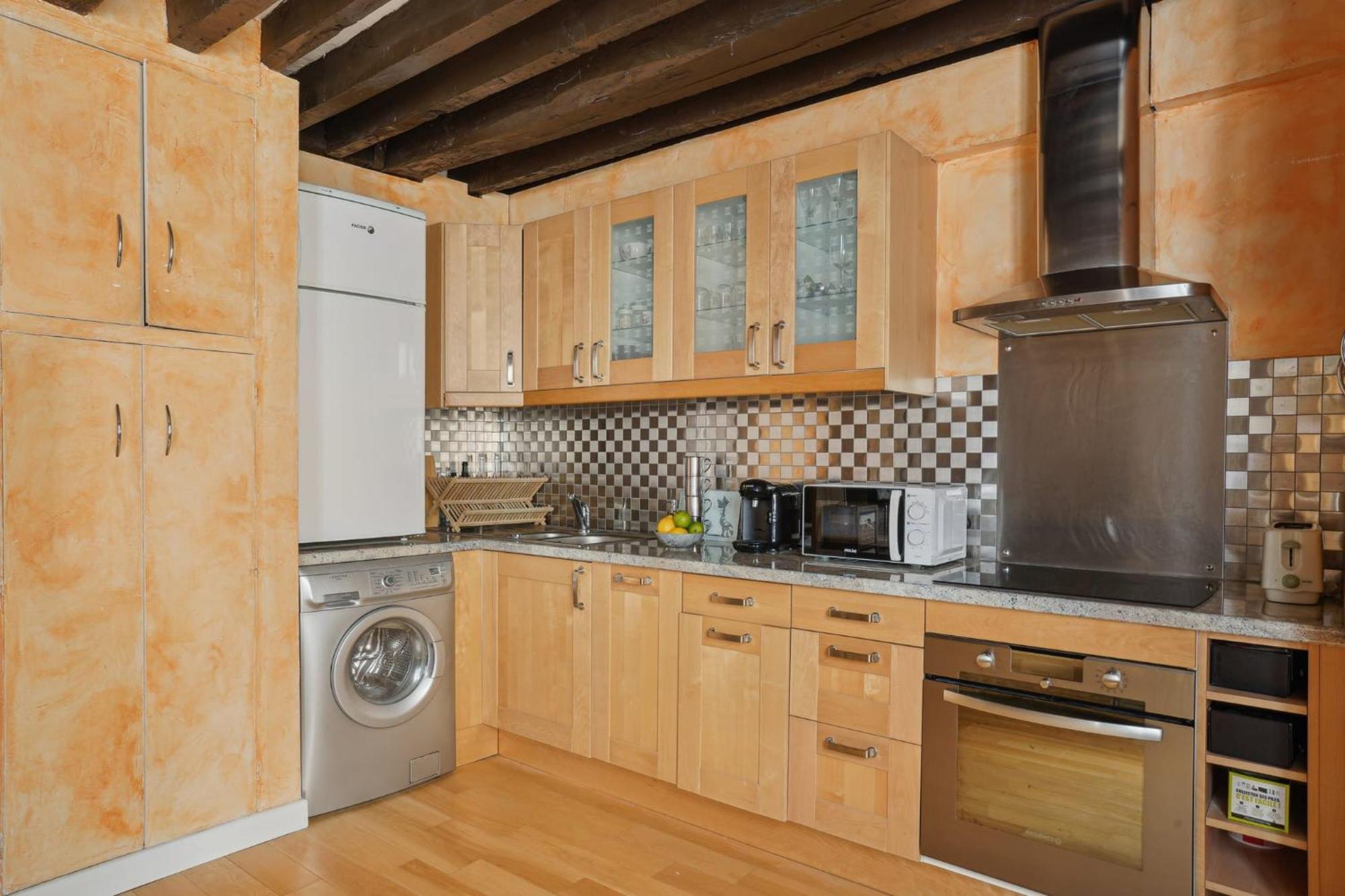 Le Marais & Pompidou - Cityapartmentstay Apartment Paris