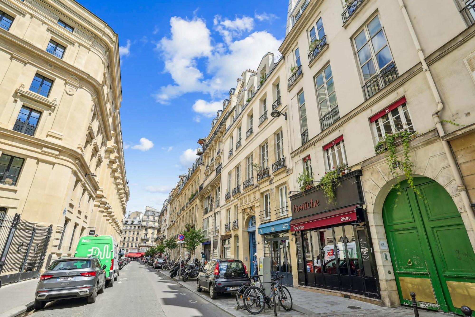 Central & Louvre - 1br - Cityapartmentstay * Parigi