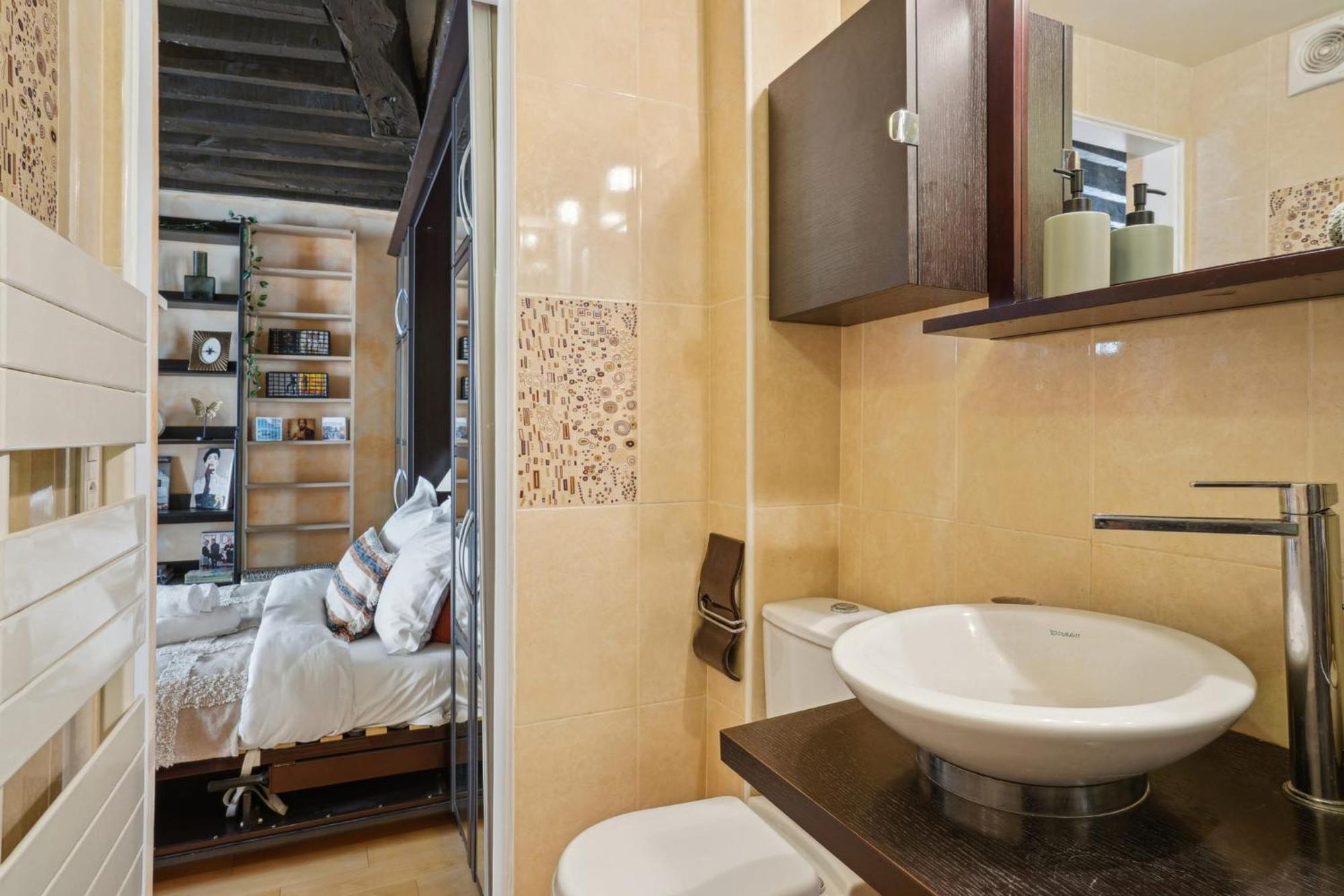 Le Marais & Pompidou - Cityapartmentstay Apartment