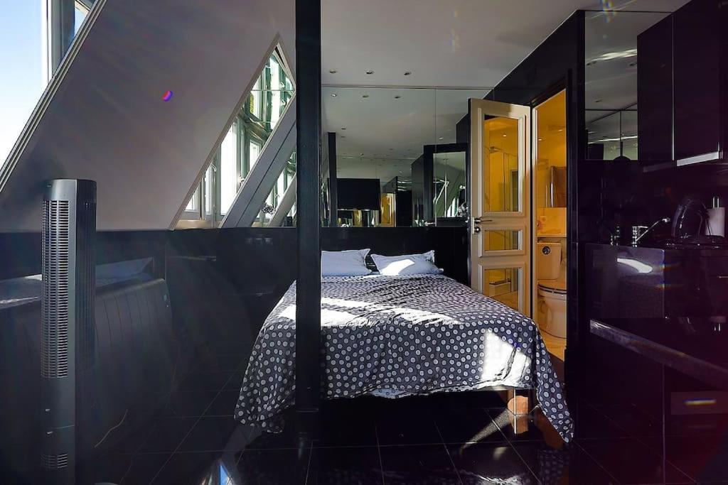 De Luxe Apartment Paris