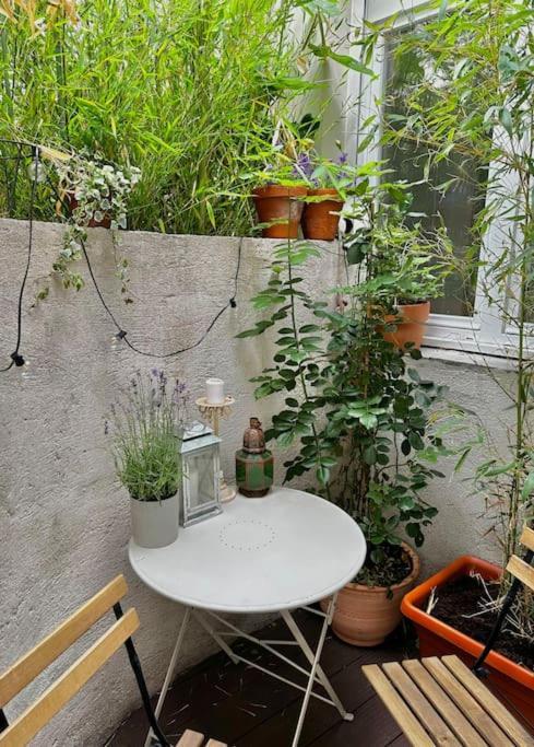 Charming In A Courtyard In Appartamento