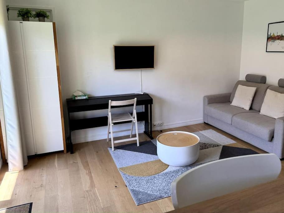 Apartment Superbe Avec Belle Vue Jardin Paris